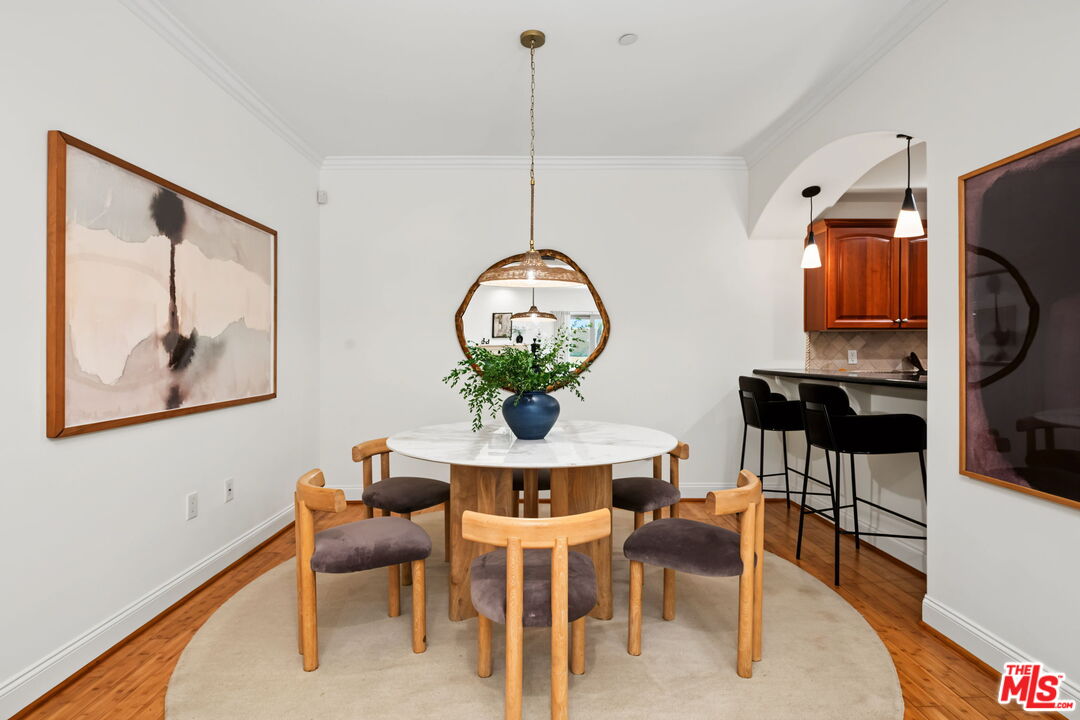 1511 Camden Ave Unit: 103