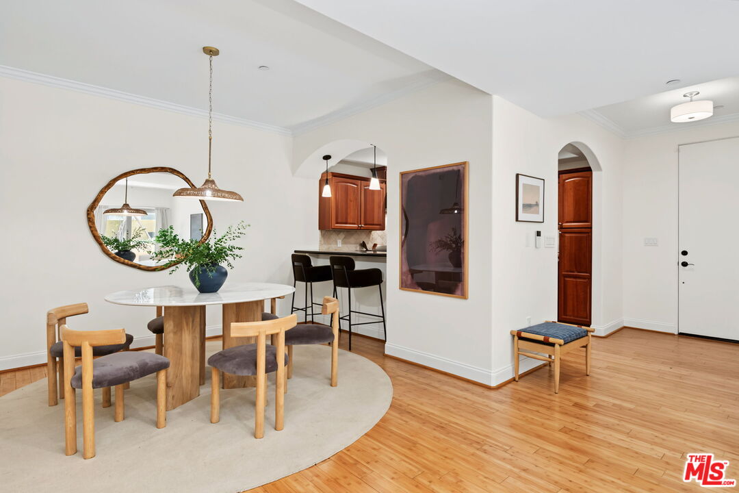 1511 Camden Ave Unit: 103