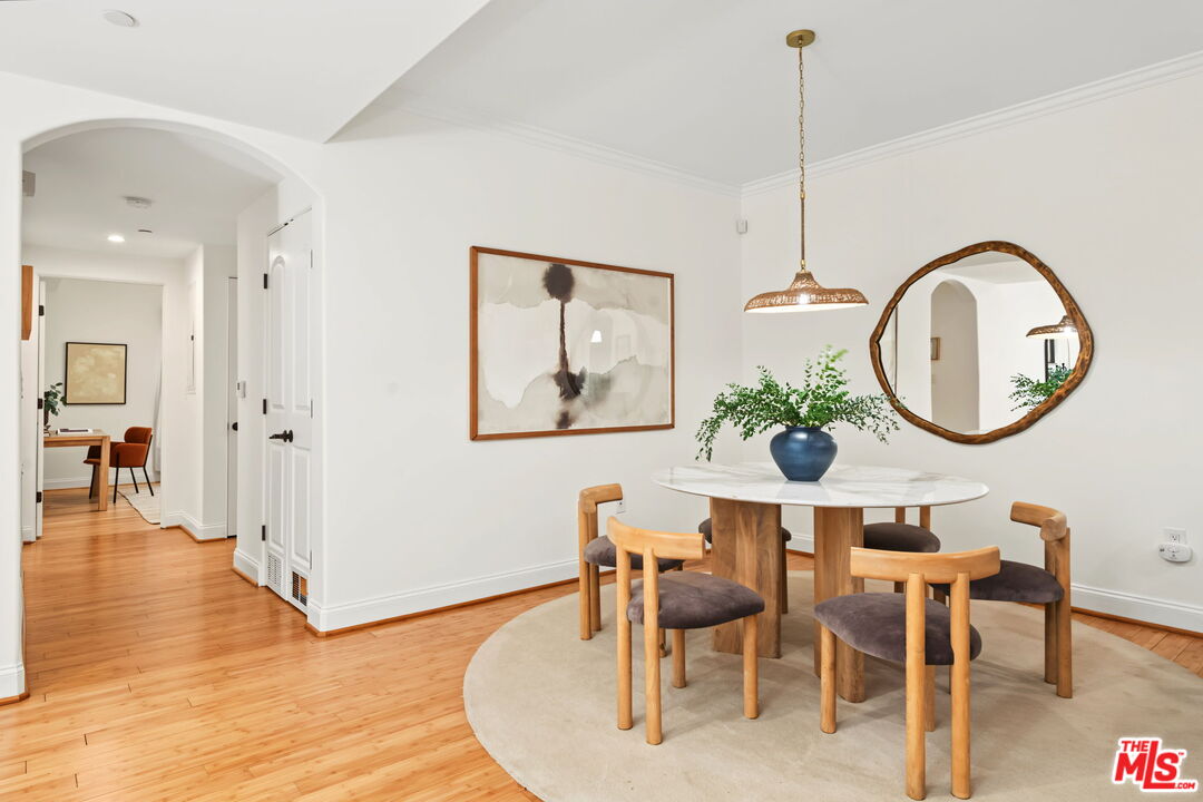 1511 Camden Ave Unit: 103