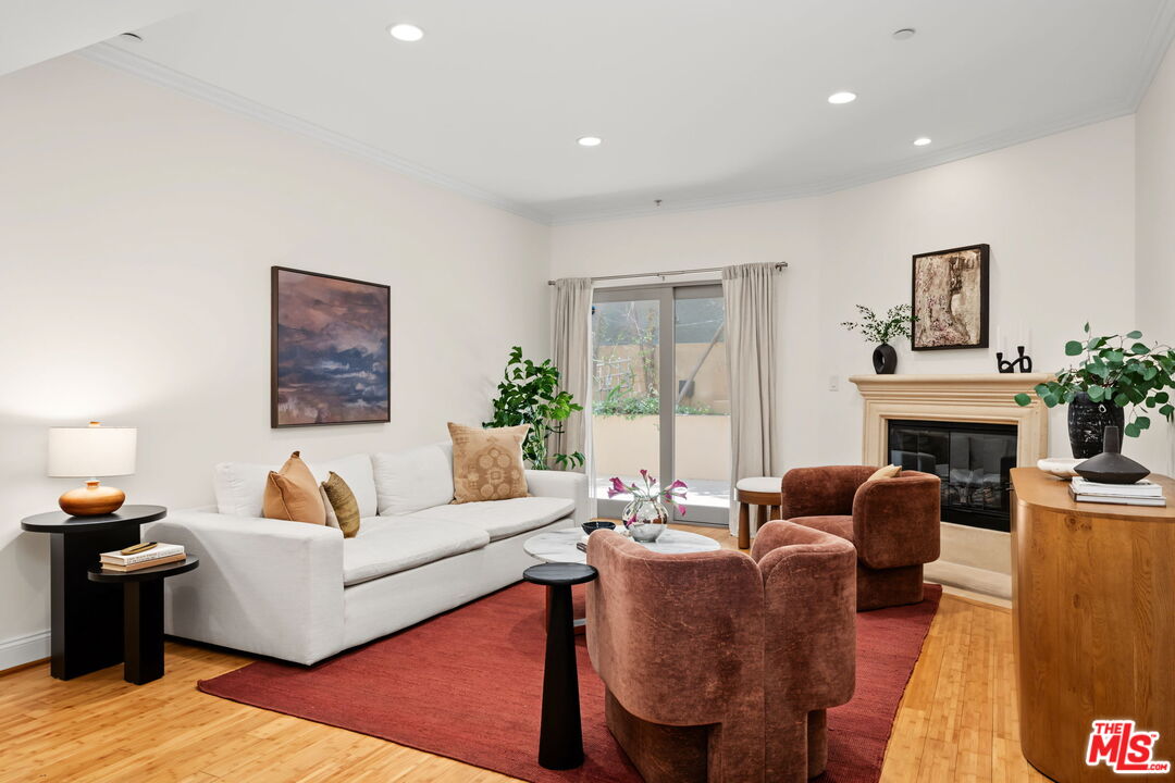 1511 Camden Ave Unit: 103