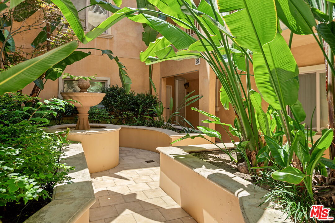 1511 Camden Ave Unit: 103