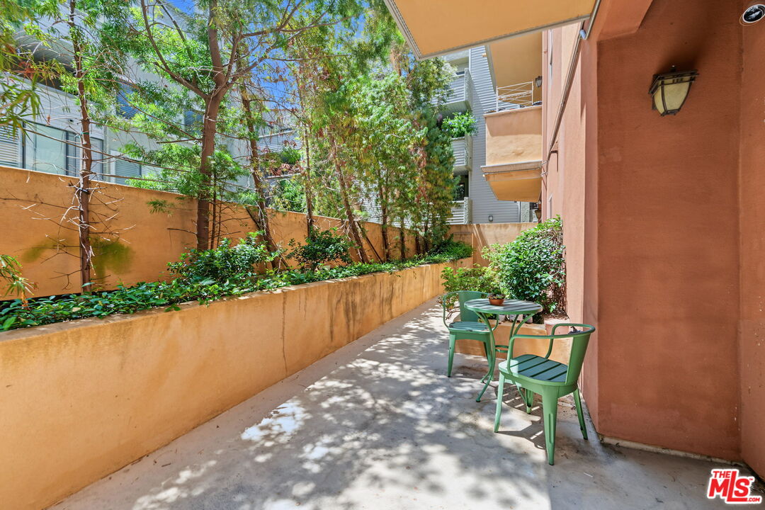 1511 Camden Ave Unit: 103