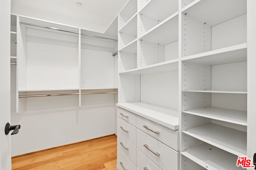 1511 Camden Ave Unit: 103
