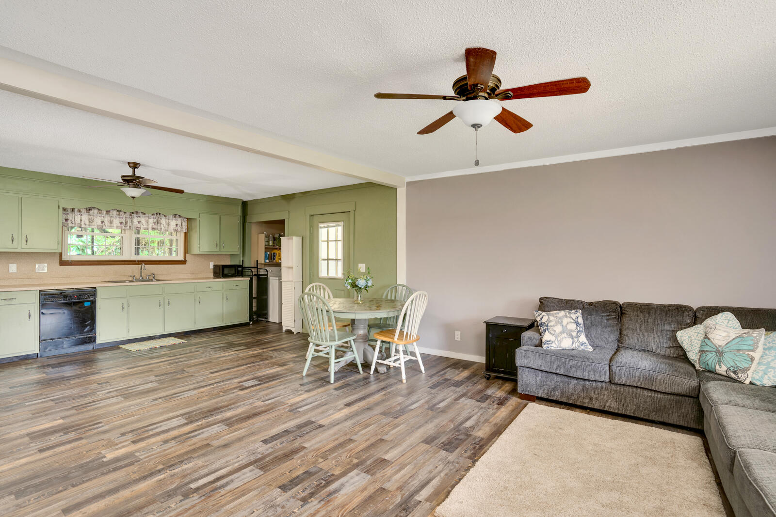 161 Lees Chapel Rd