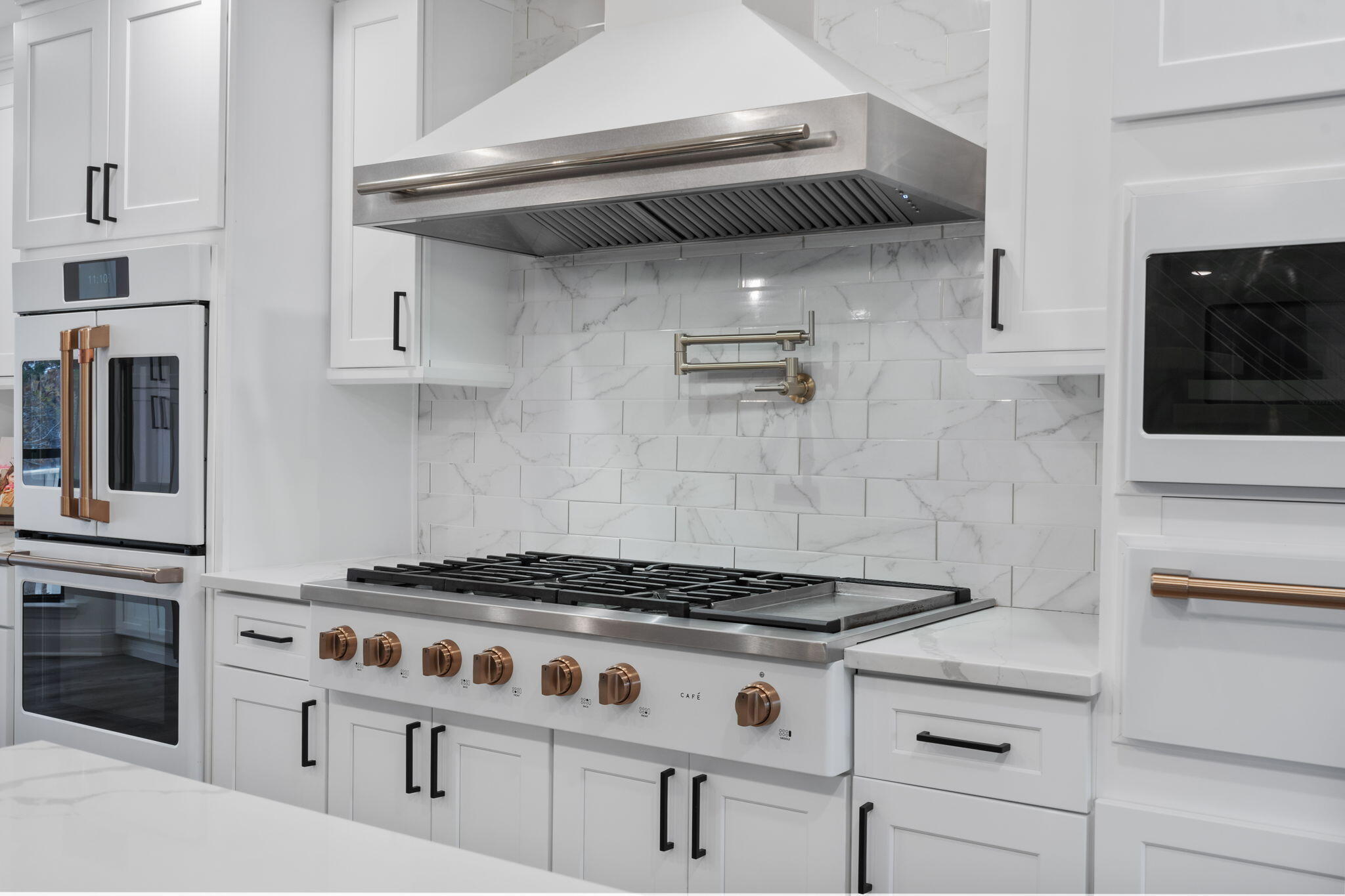 823 Brookhollow Lane