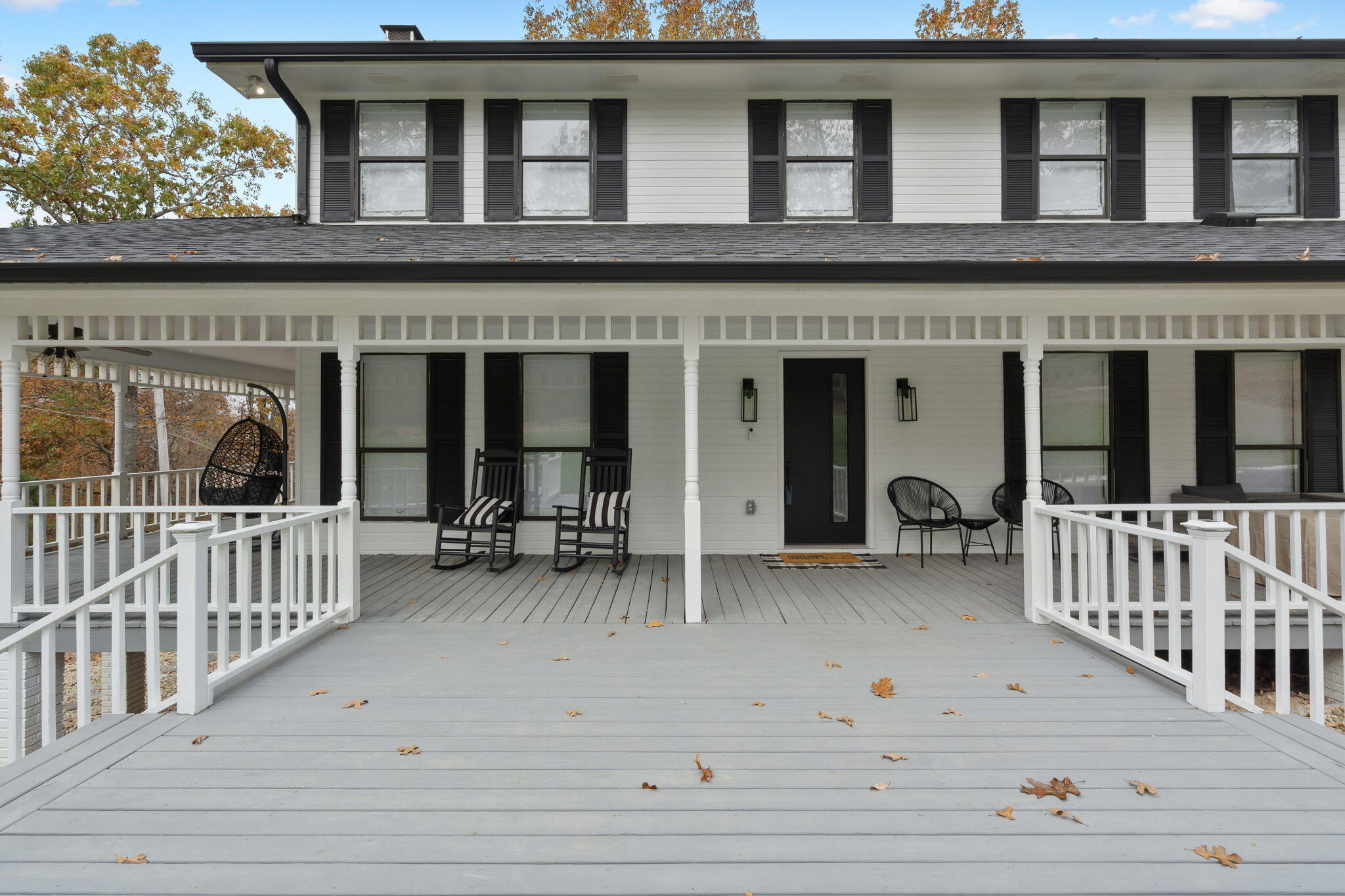 823 Brookhollow Lane