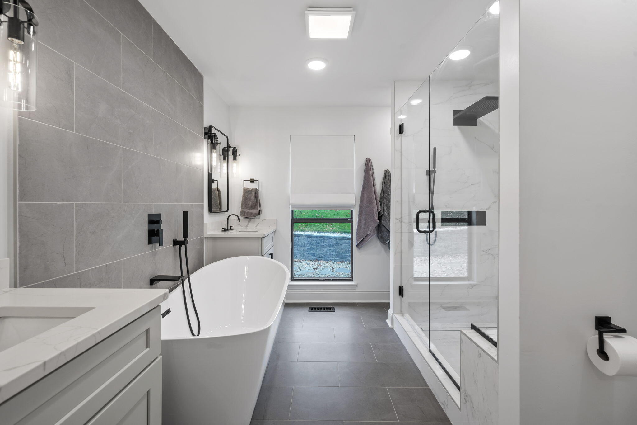 823 Brookhollow Lane