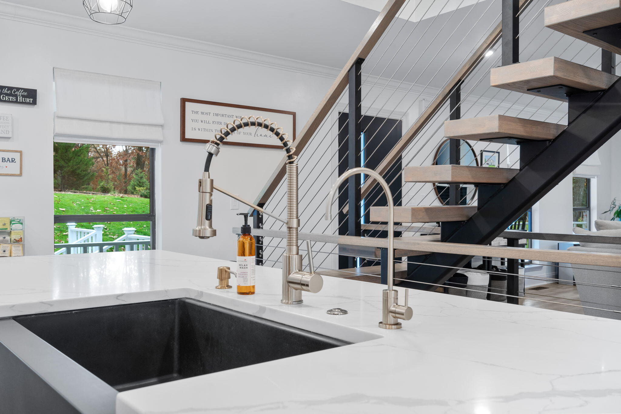 823 Brookhollow Lane