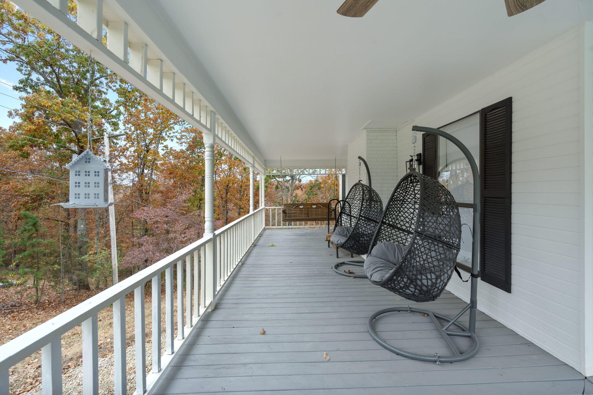 823 Brookhollow Lane