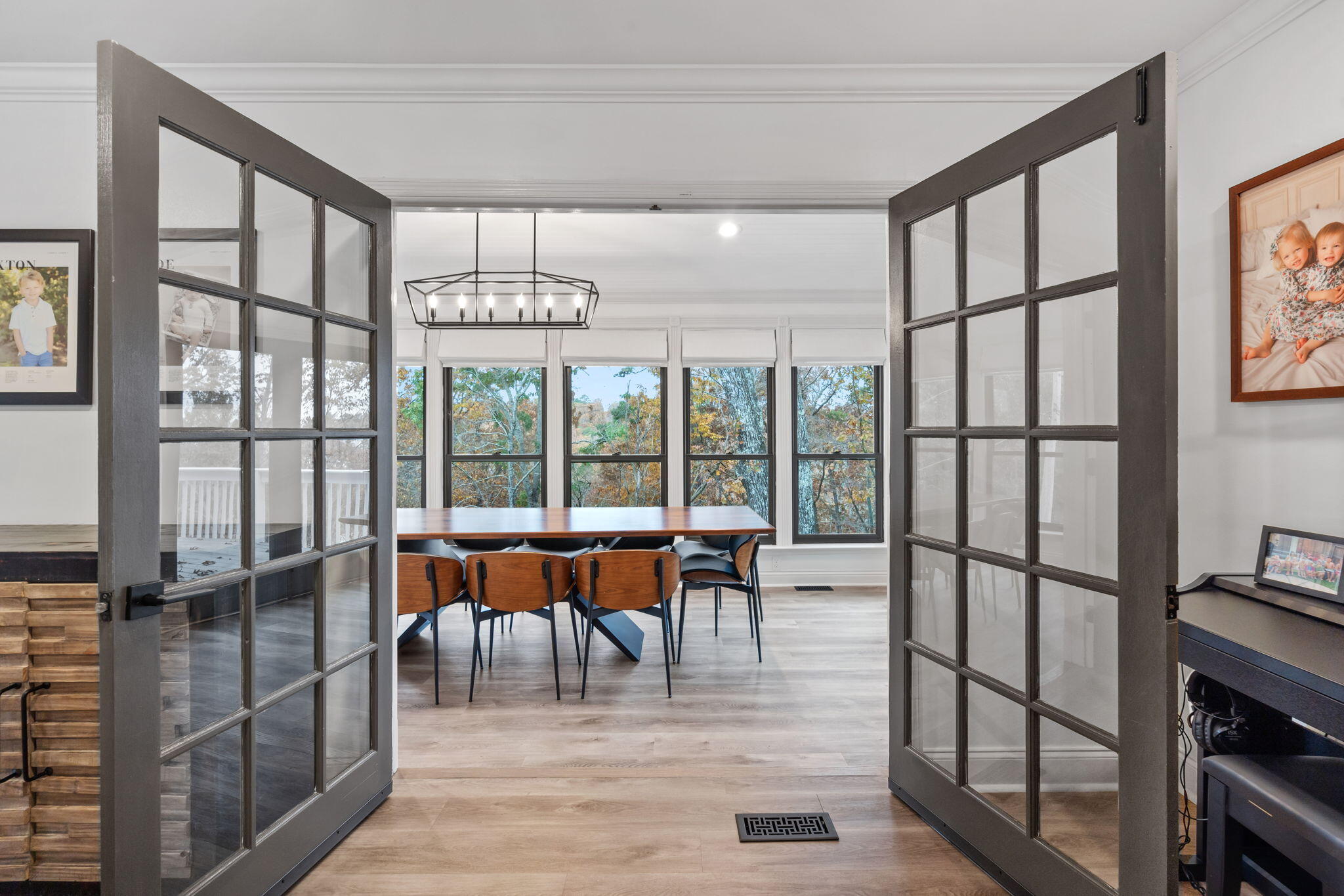 823 Brookhollow Lane