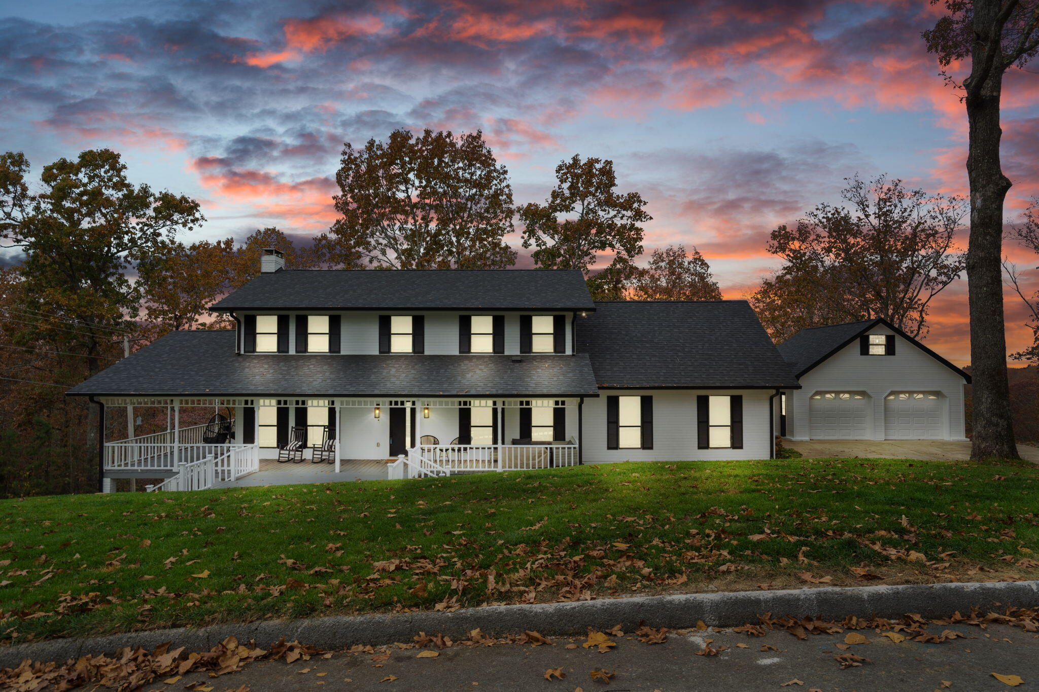 823 Brookhollow Lane