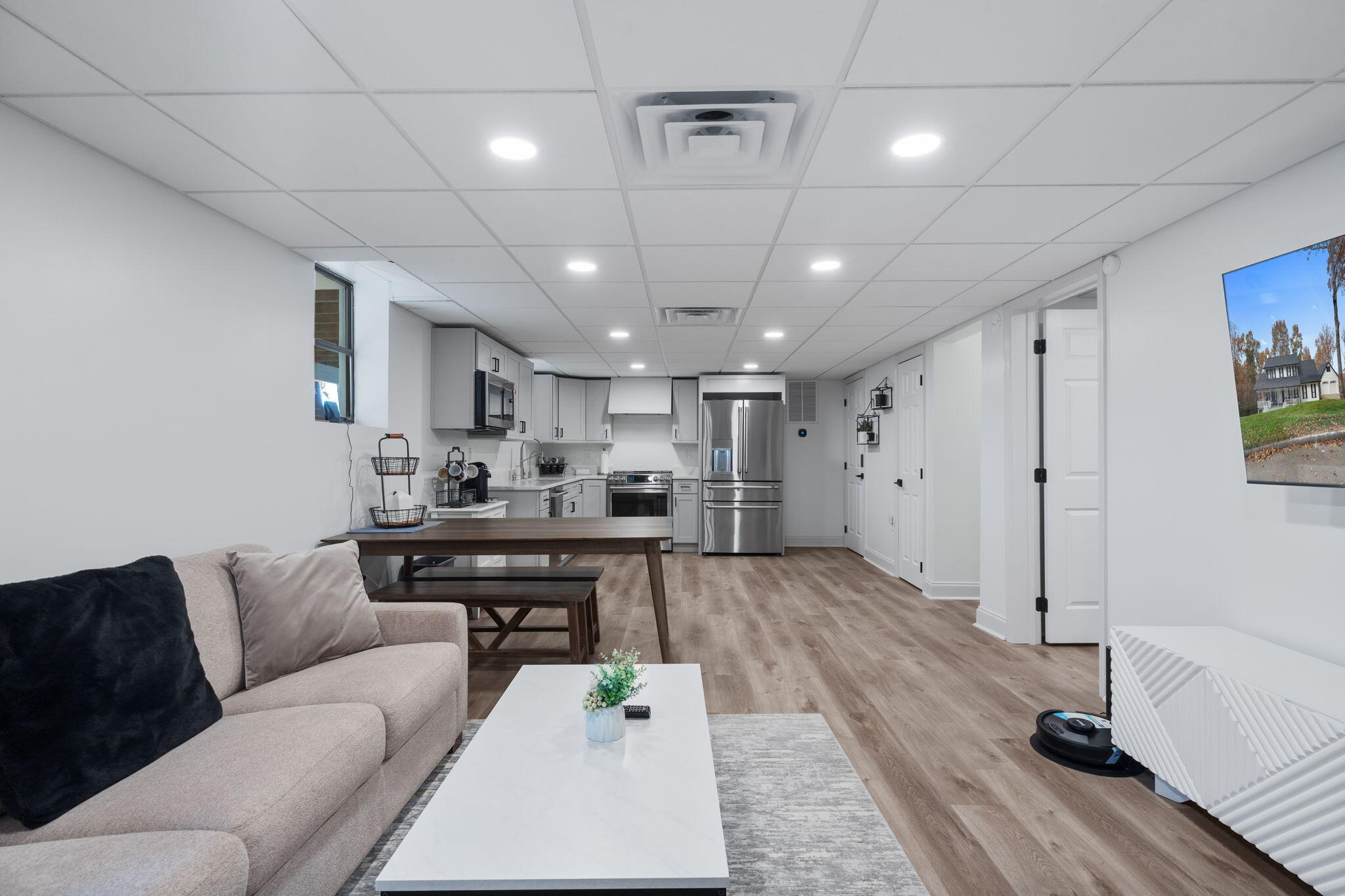 823 Brookhollow Lane