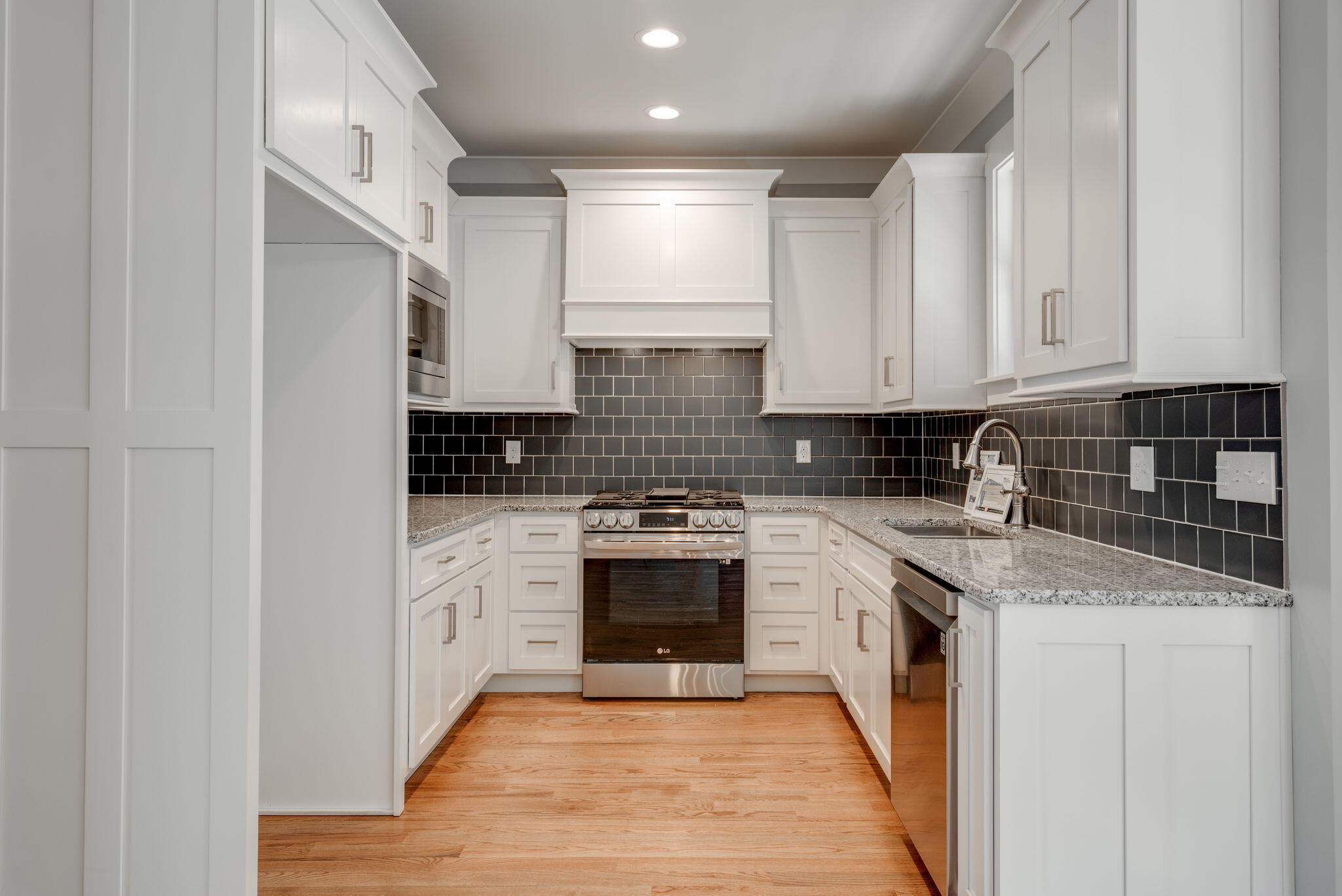 6097 Cashmere Ln