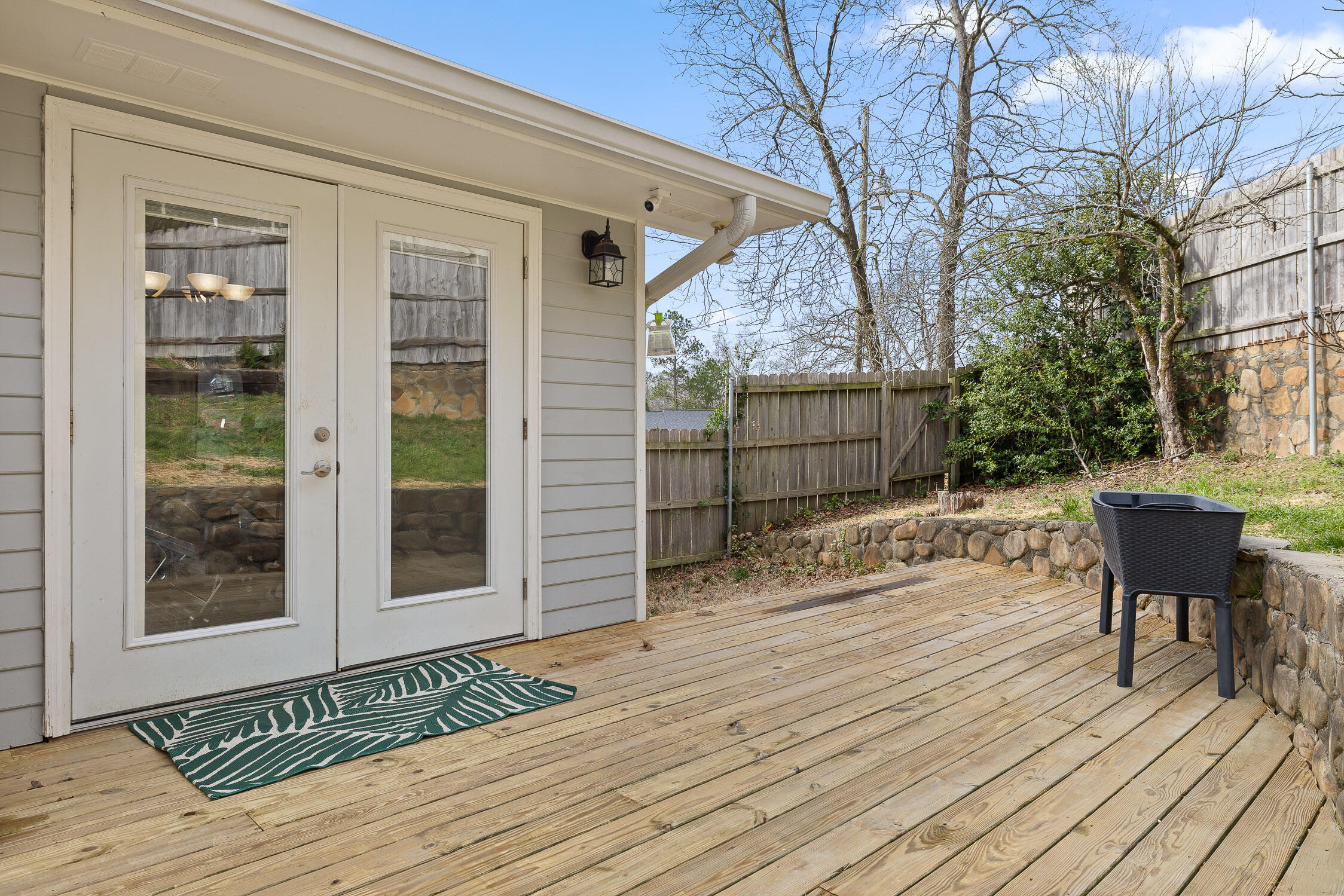 525 Oak Crest Lane