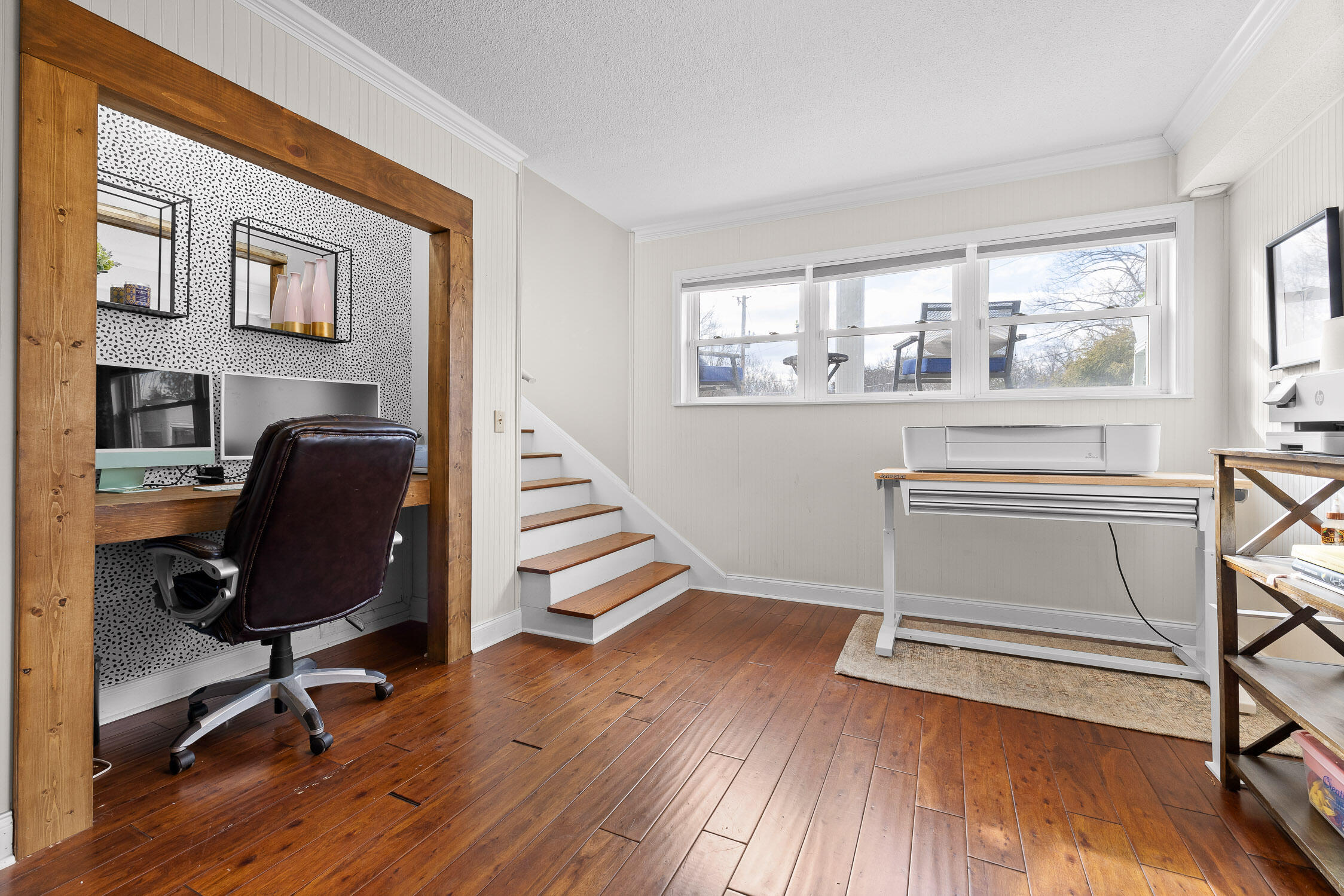 525 Oak Crest Lane