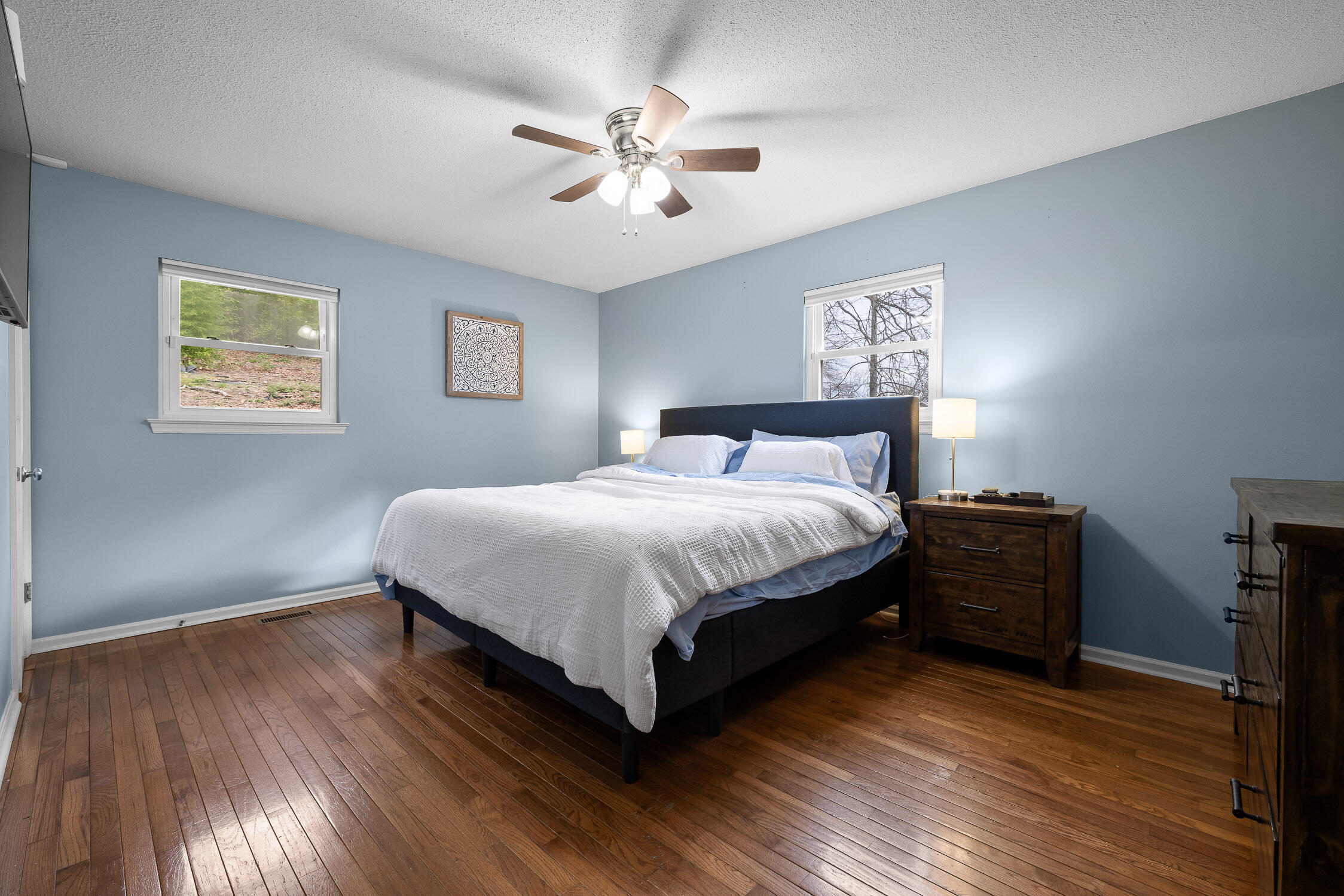 525 Oak Crest Lane