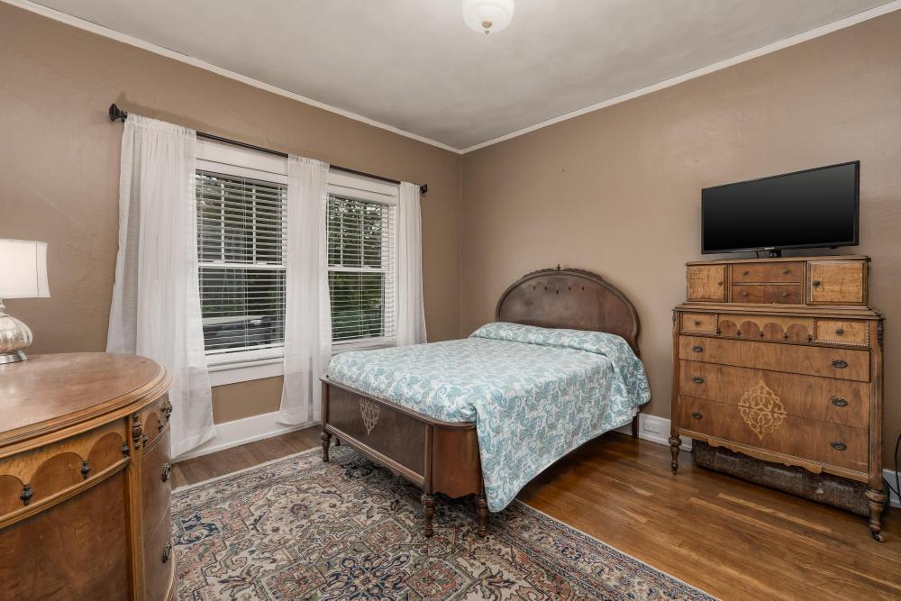 3308 Alta Vista Drive