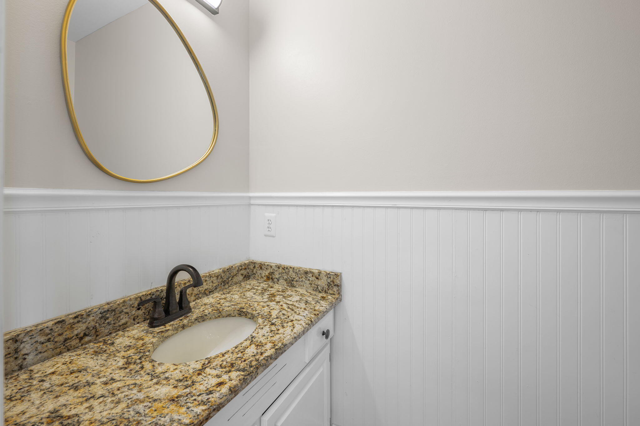 9416 Royal Mountain Drive