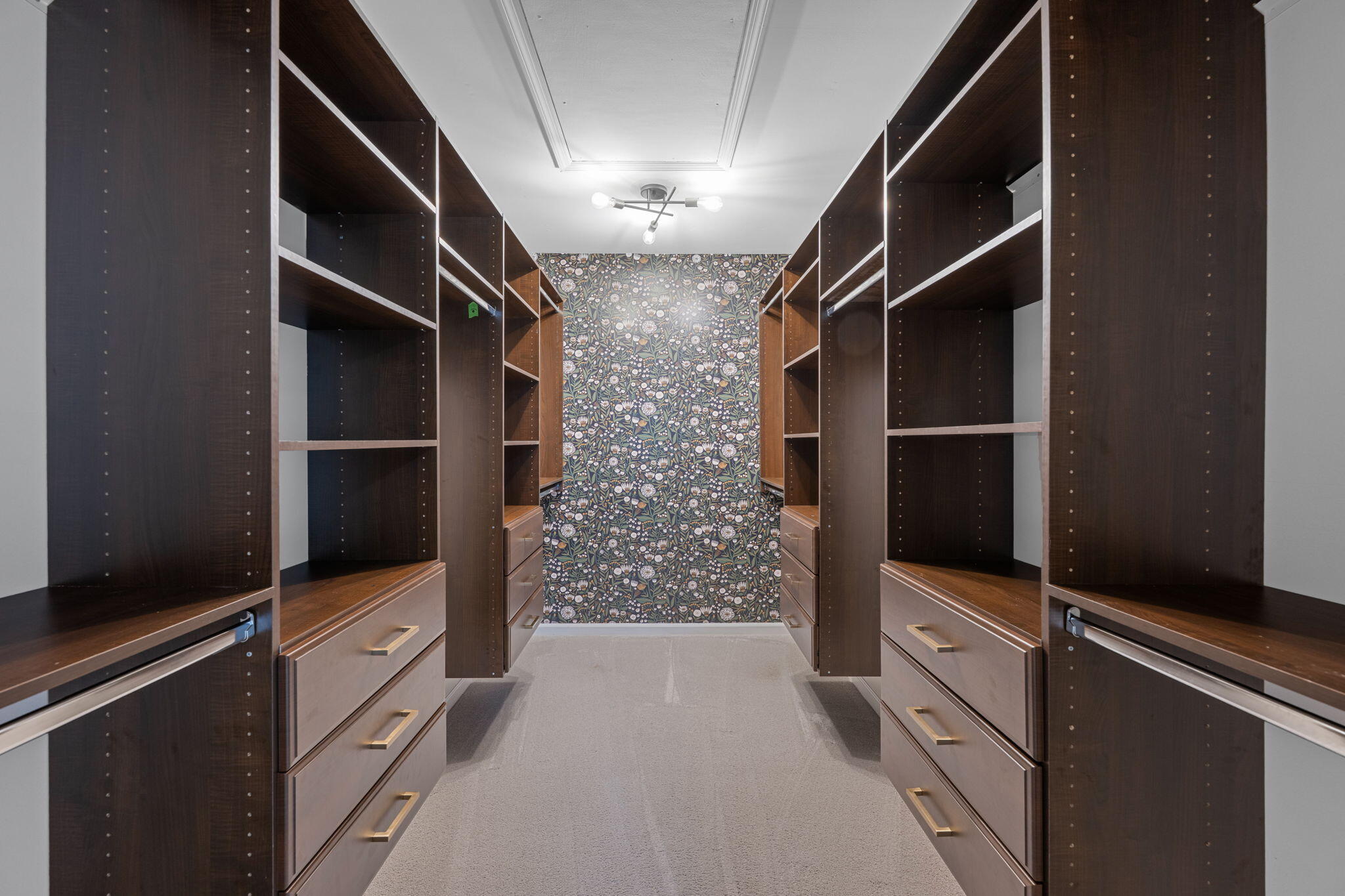 9416 Royal Mountain Drive