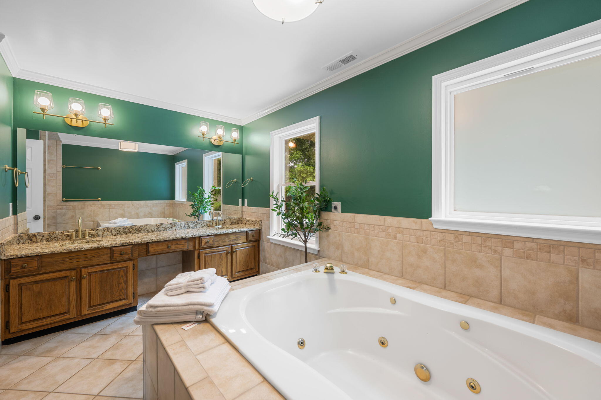 9416 Royal Mountain Drive