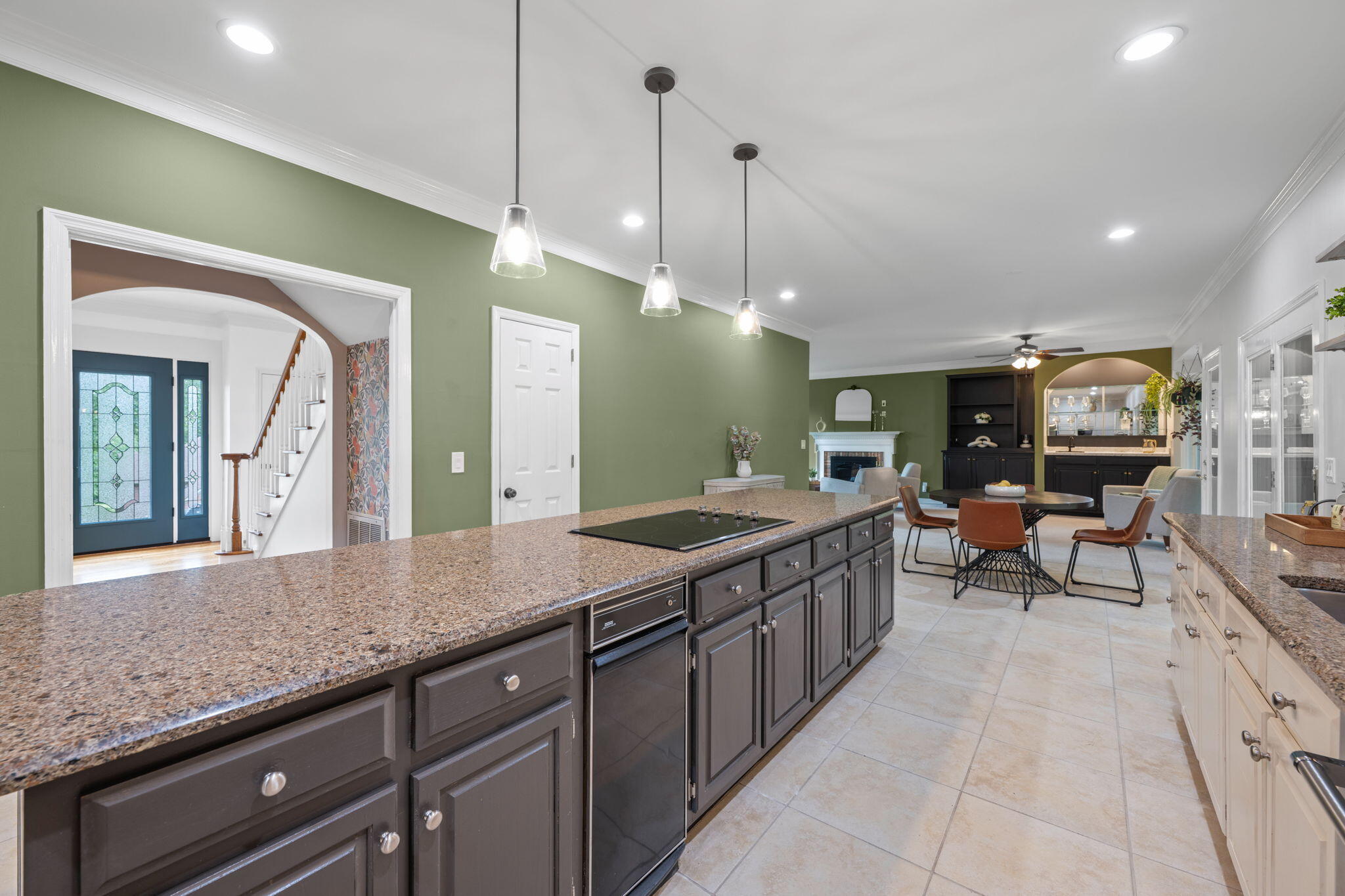 9416 Royal Mountain Drive