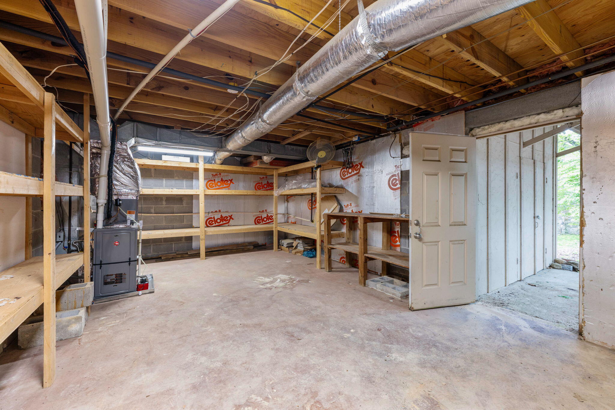 9416 Royal Mountain Drive