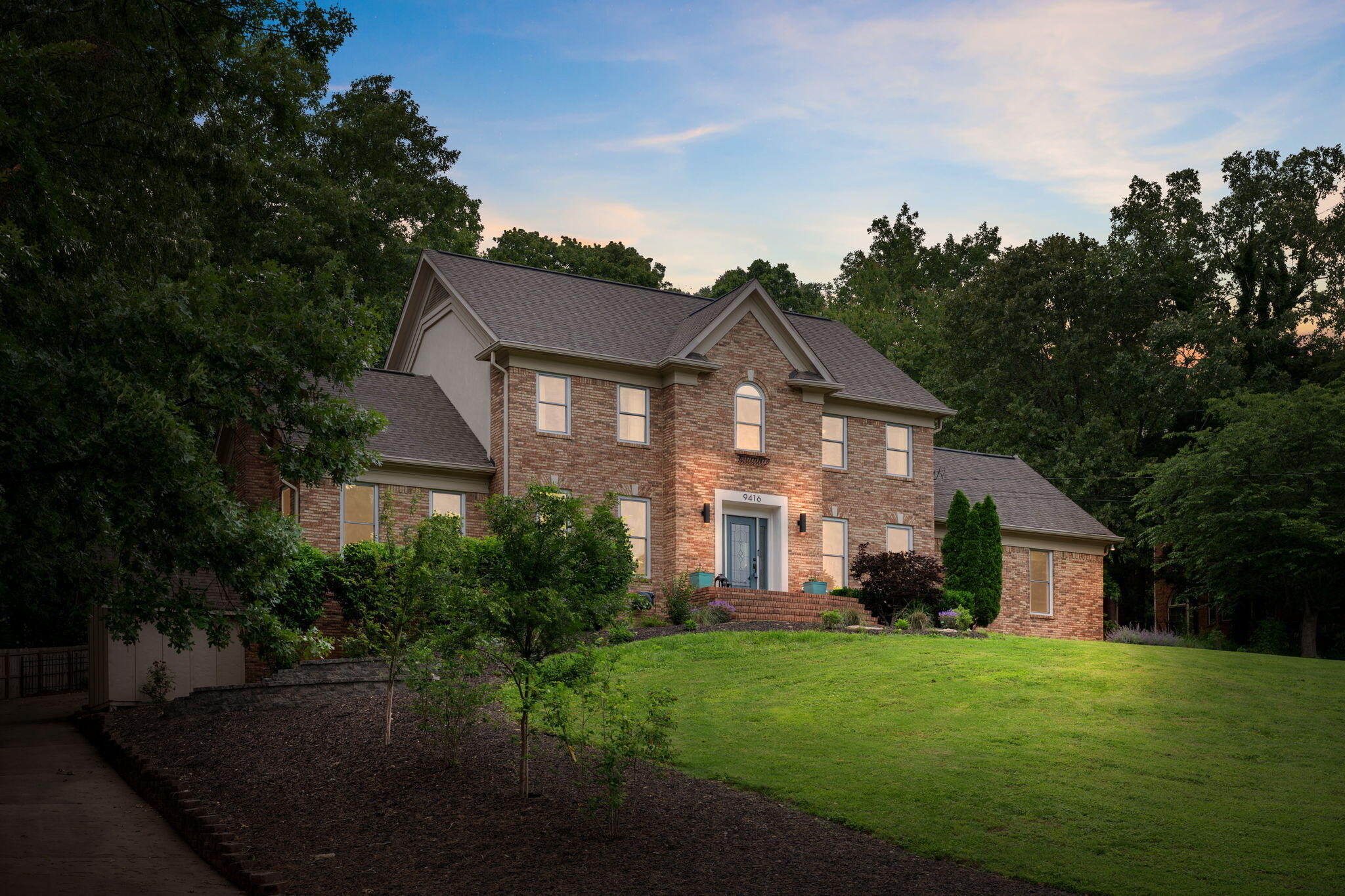 9416 Royal Mountain Drive