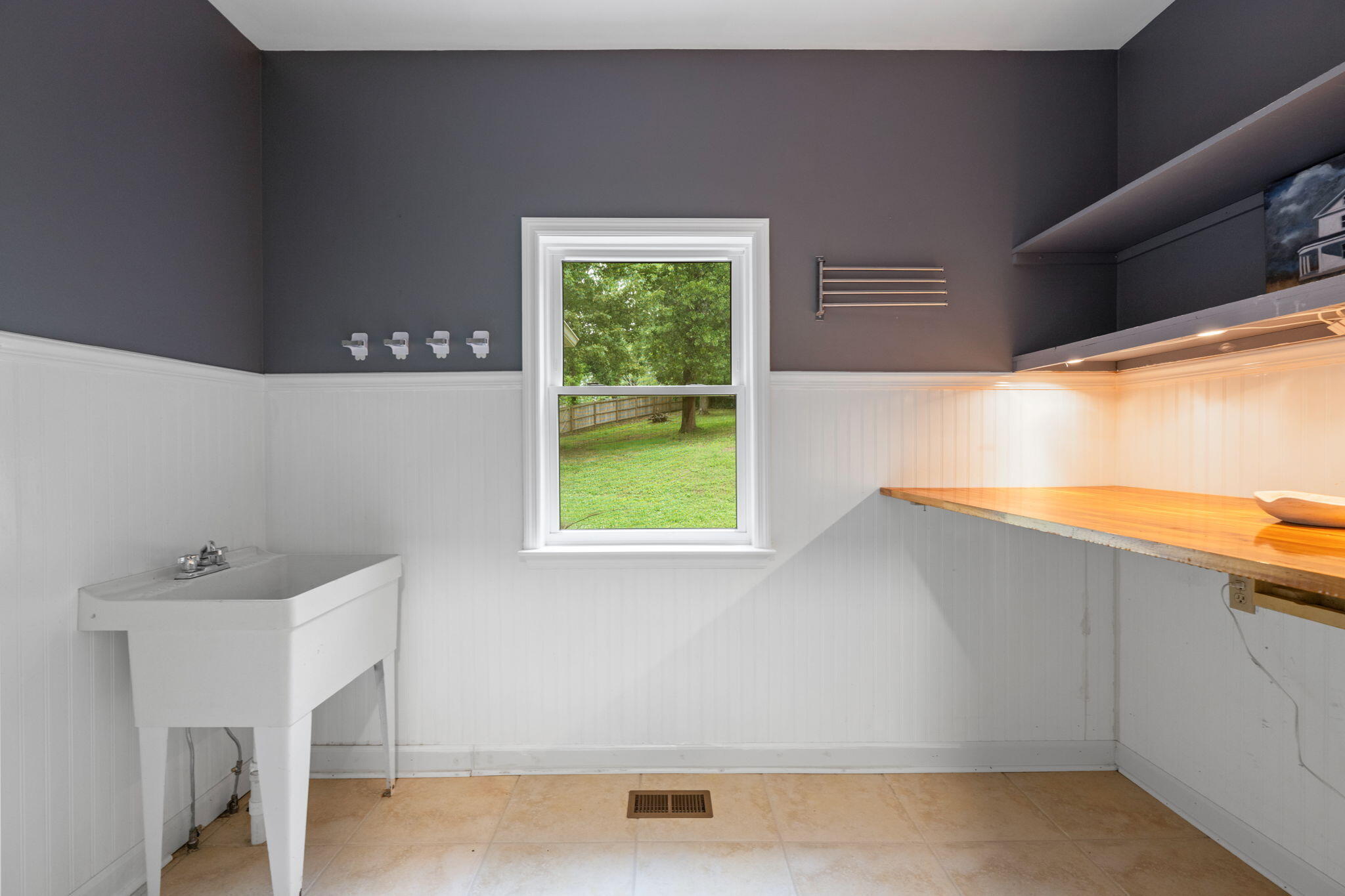 9416 Royal Mountain Drive