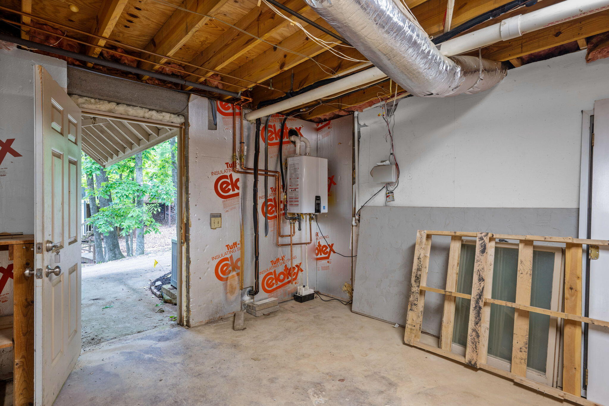 9416 Royal Mountain Drive