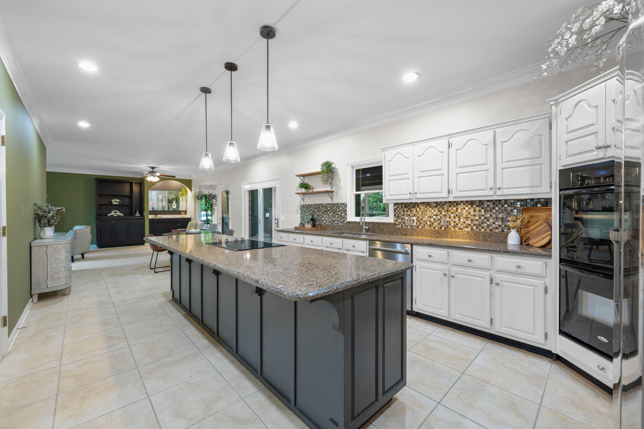 9416 Royal Mountain Drive