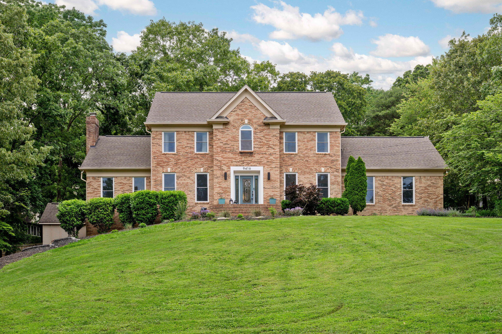 9416 Royal Mountain Drive