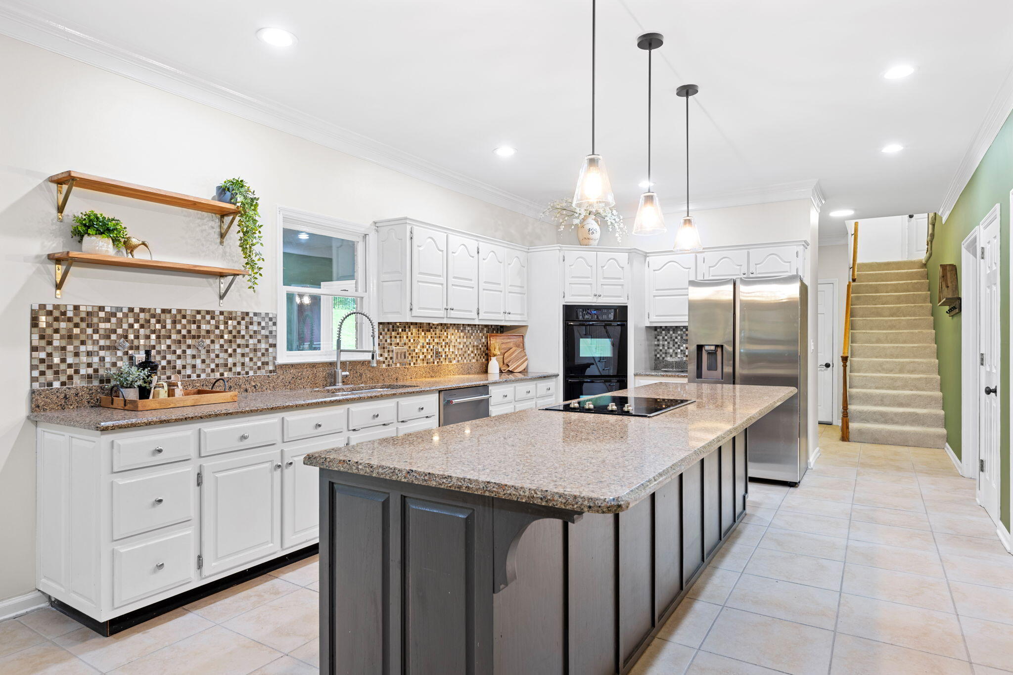 9416 Royal Mountain Drive