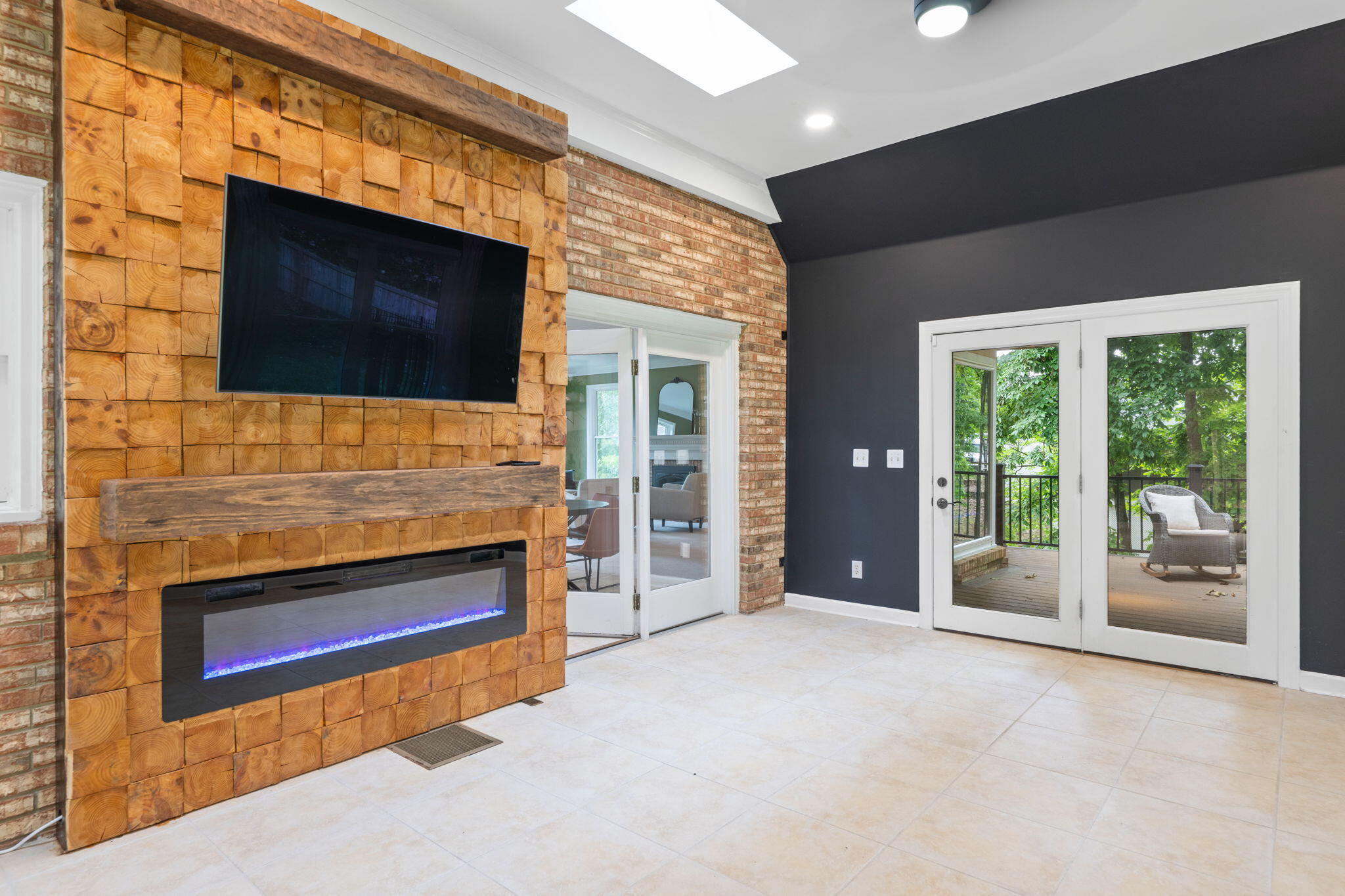 9416 Royal Mountain Drive