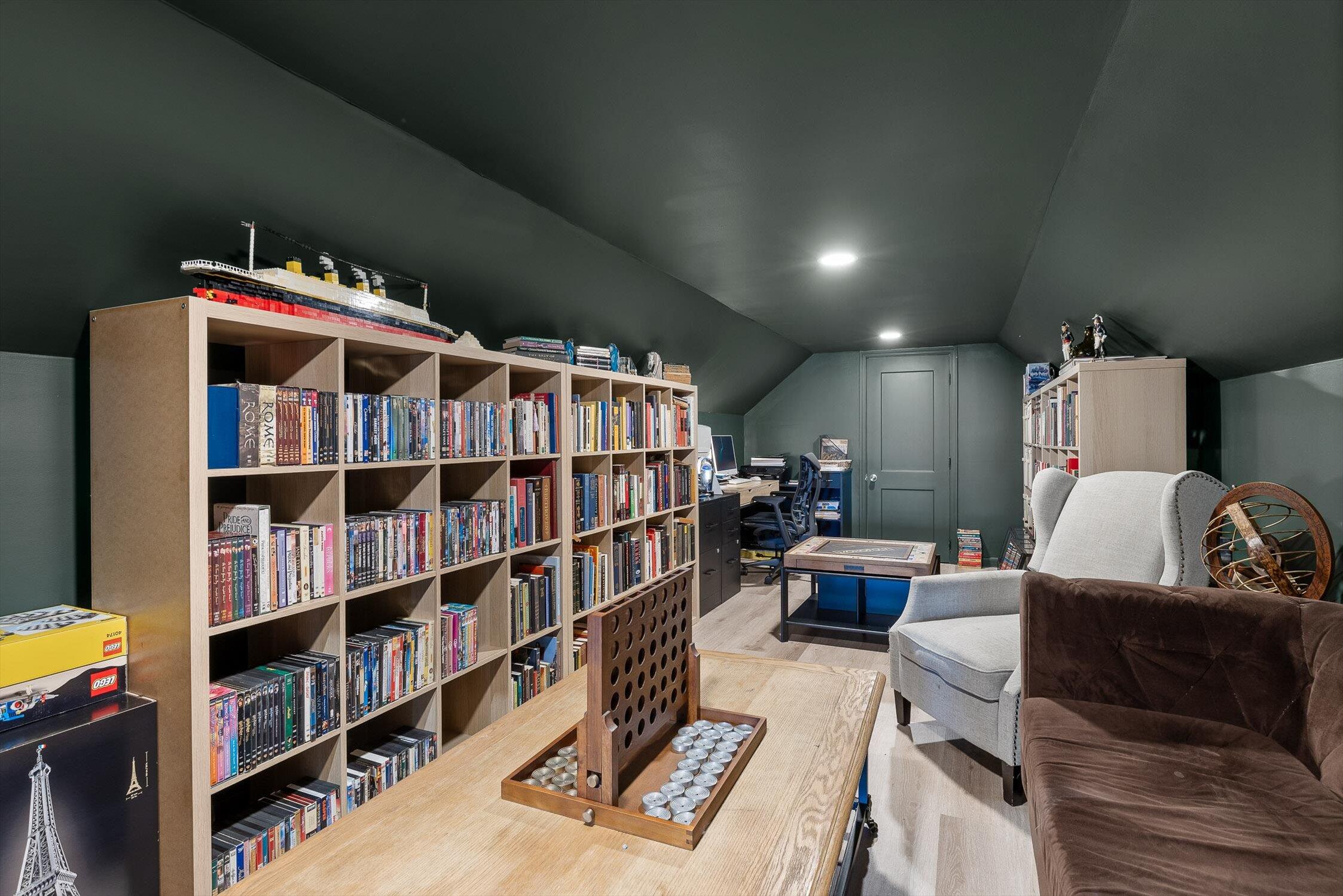 1531 Bowtie Road