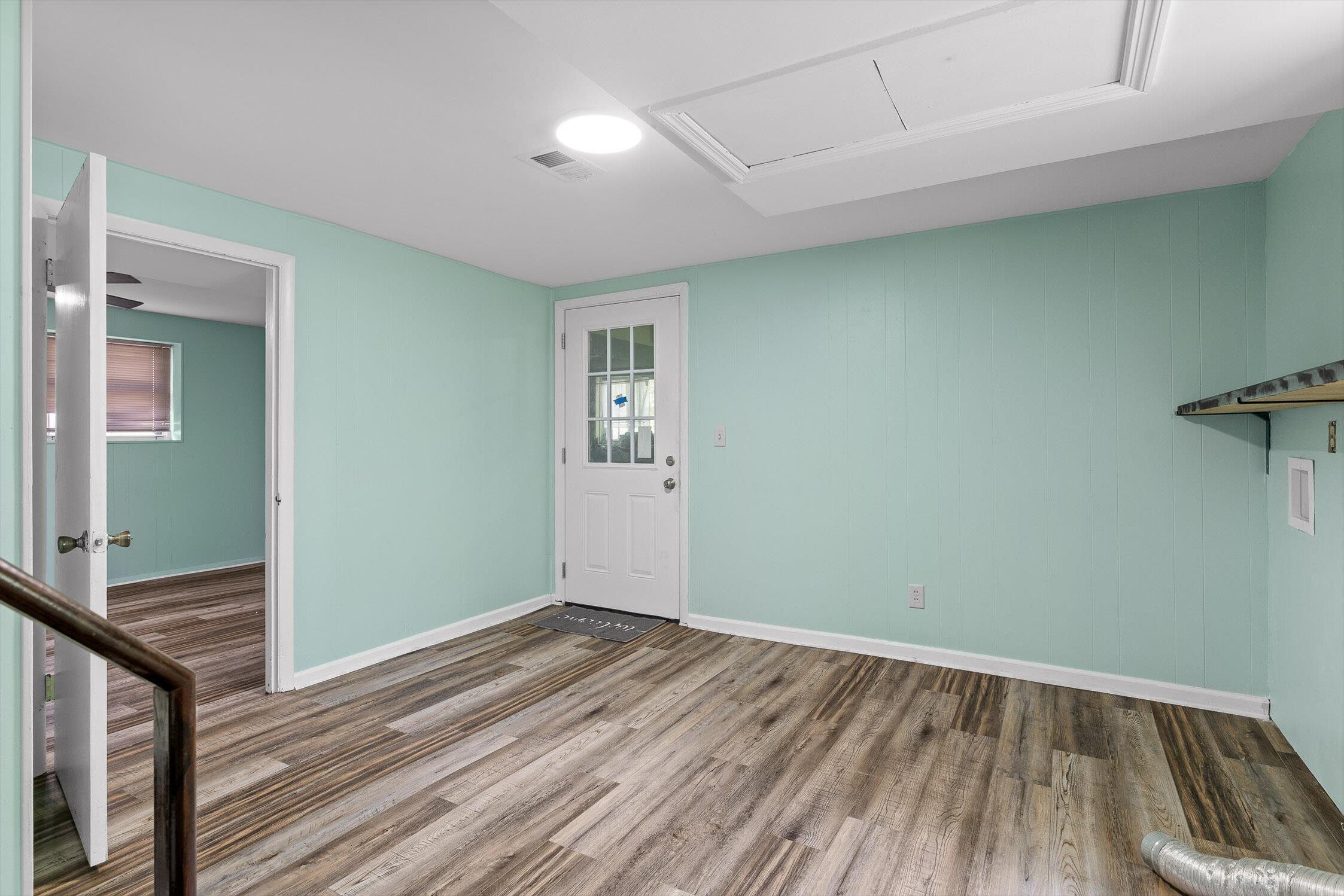 8619 Igou Gap Road