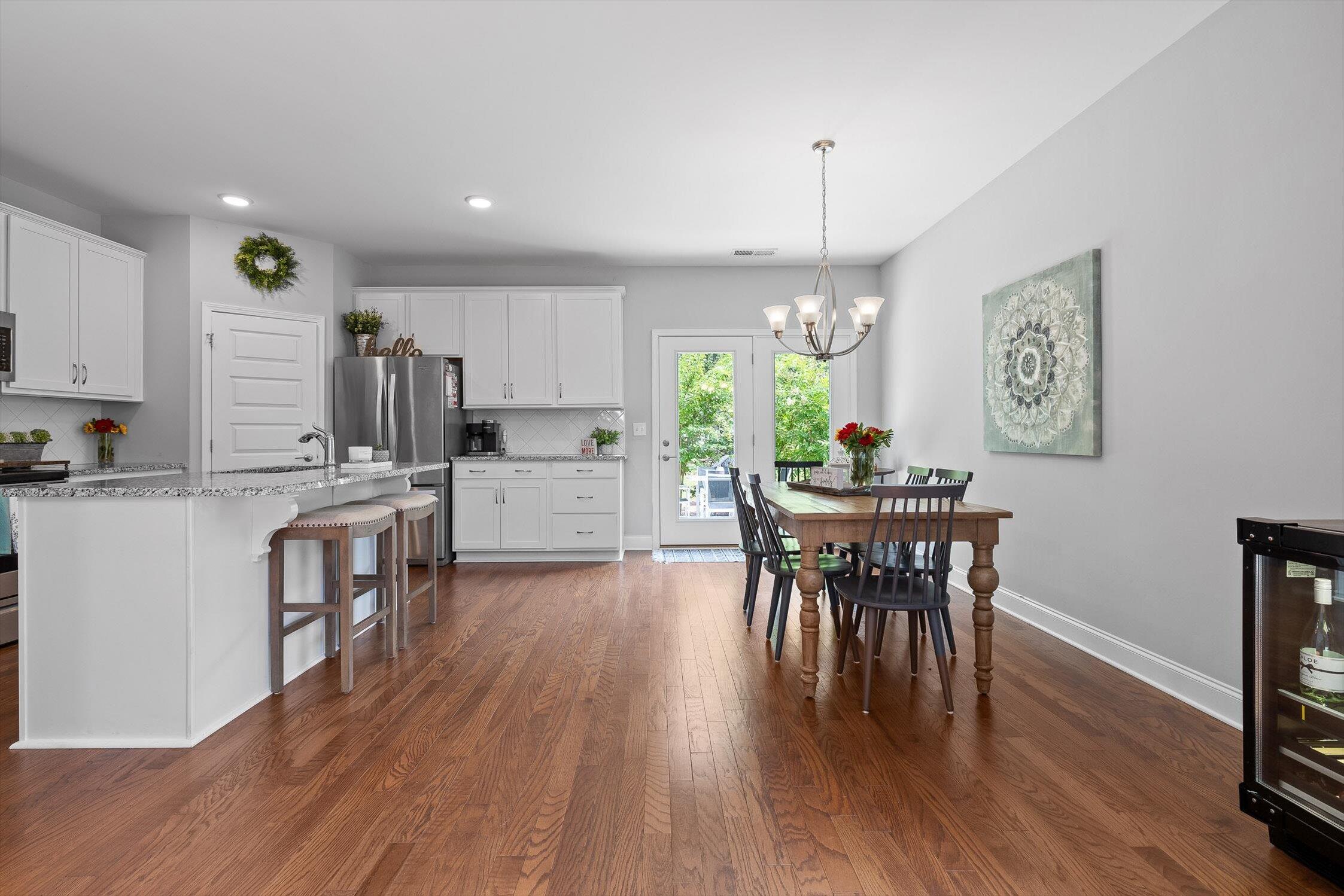 1494 Buttonwood Loop