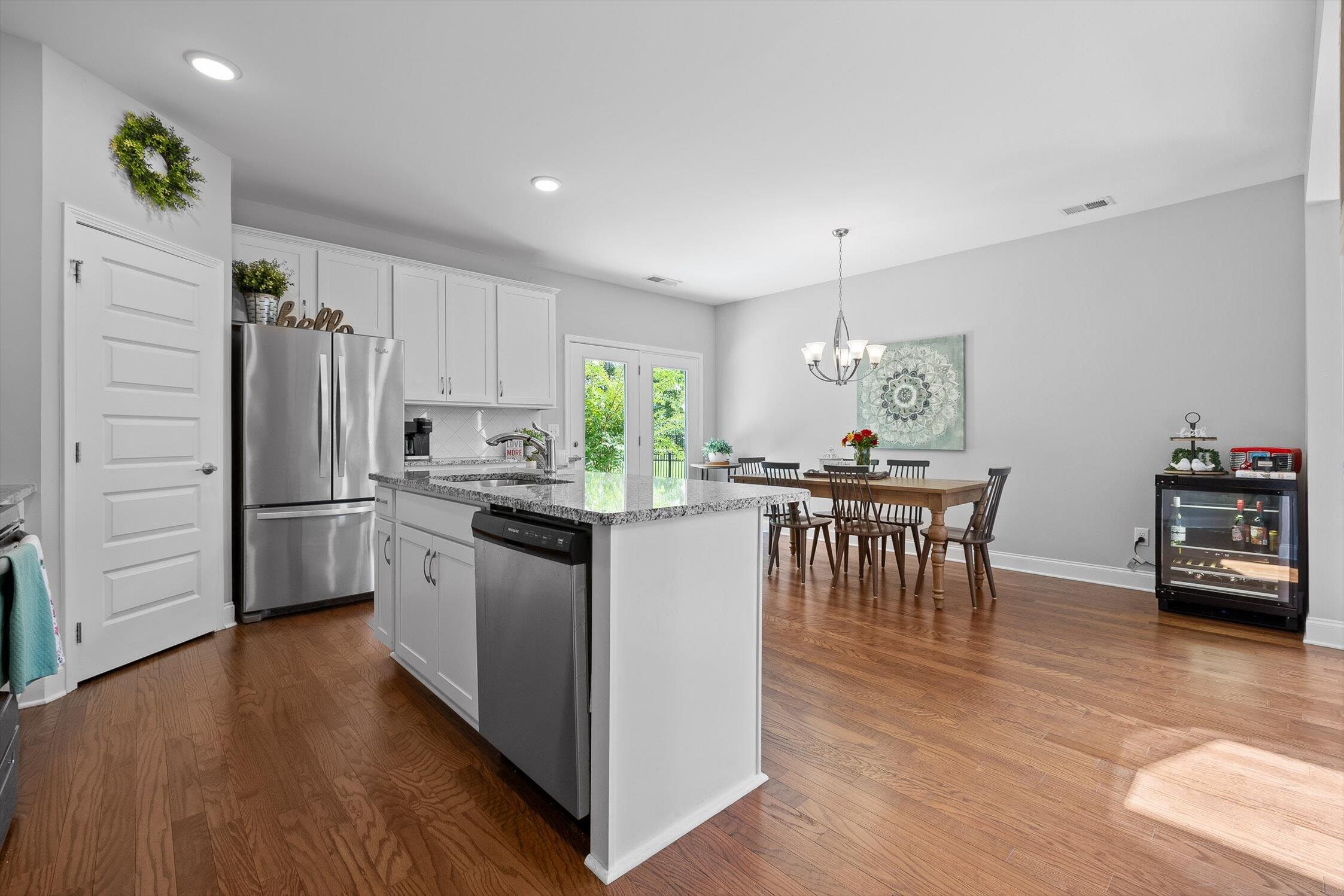 1494 Buttonwood Loop