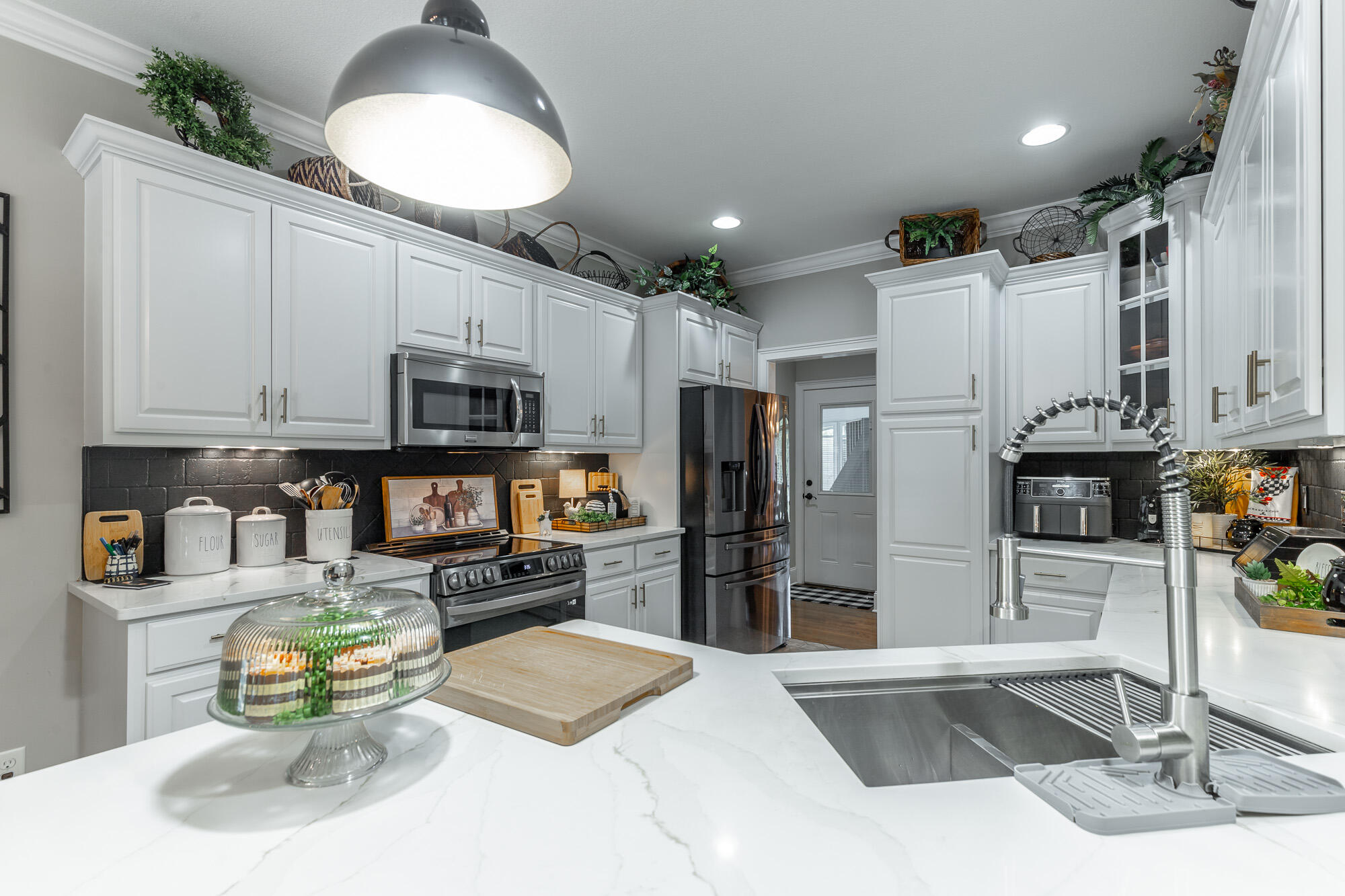 5094 Long Hollow Road