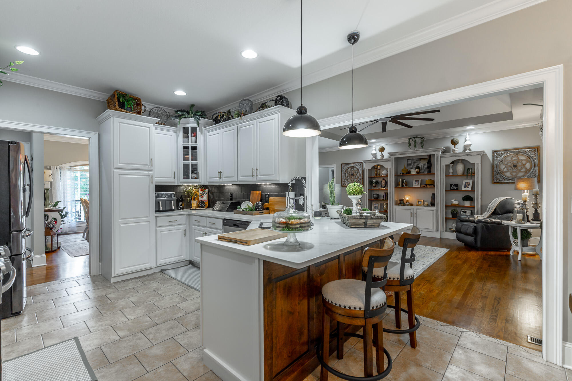 5094 Long Hollow Road