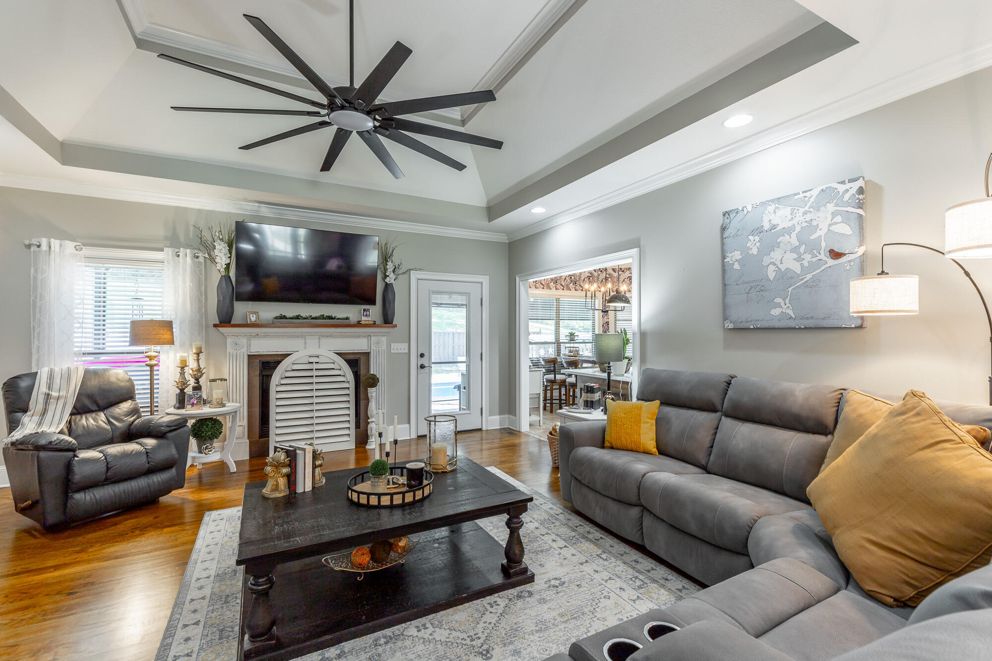 5094 Long Hollow Road