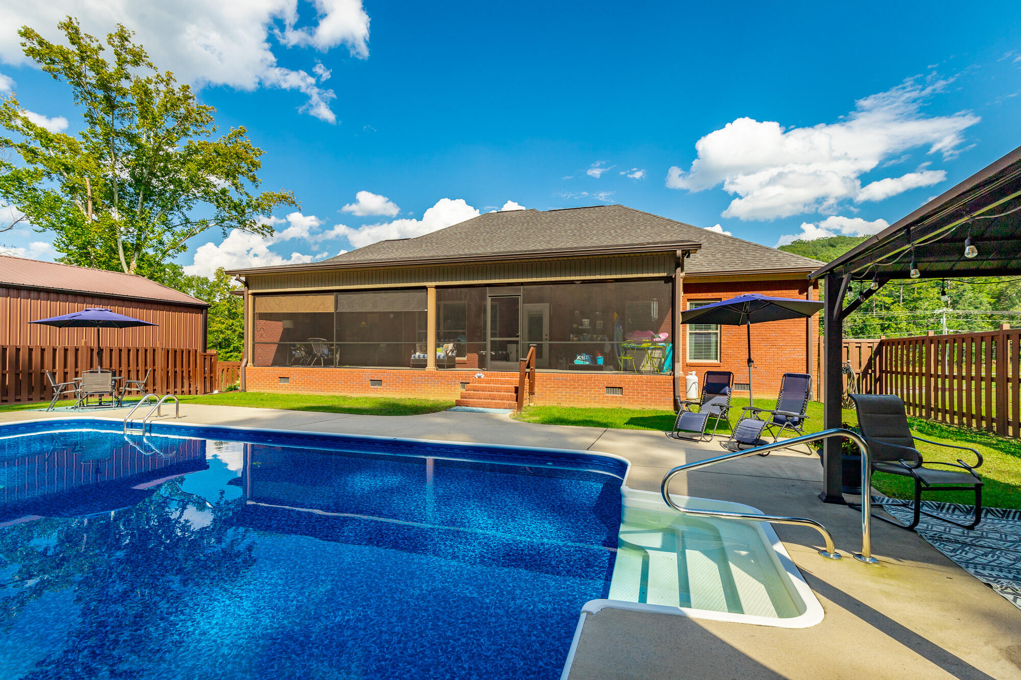 5094 Long Hollow Road