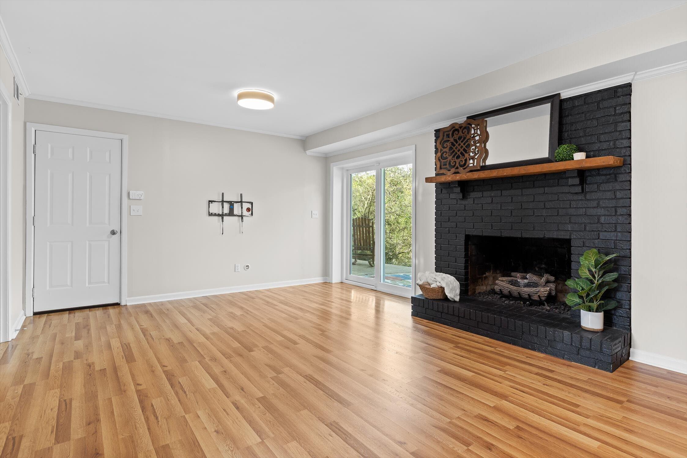 143 Rolling Ridge Drive