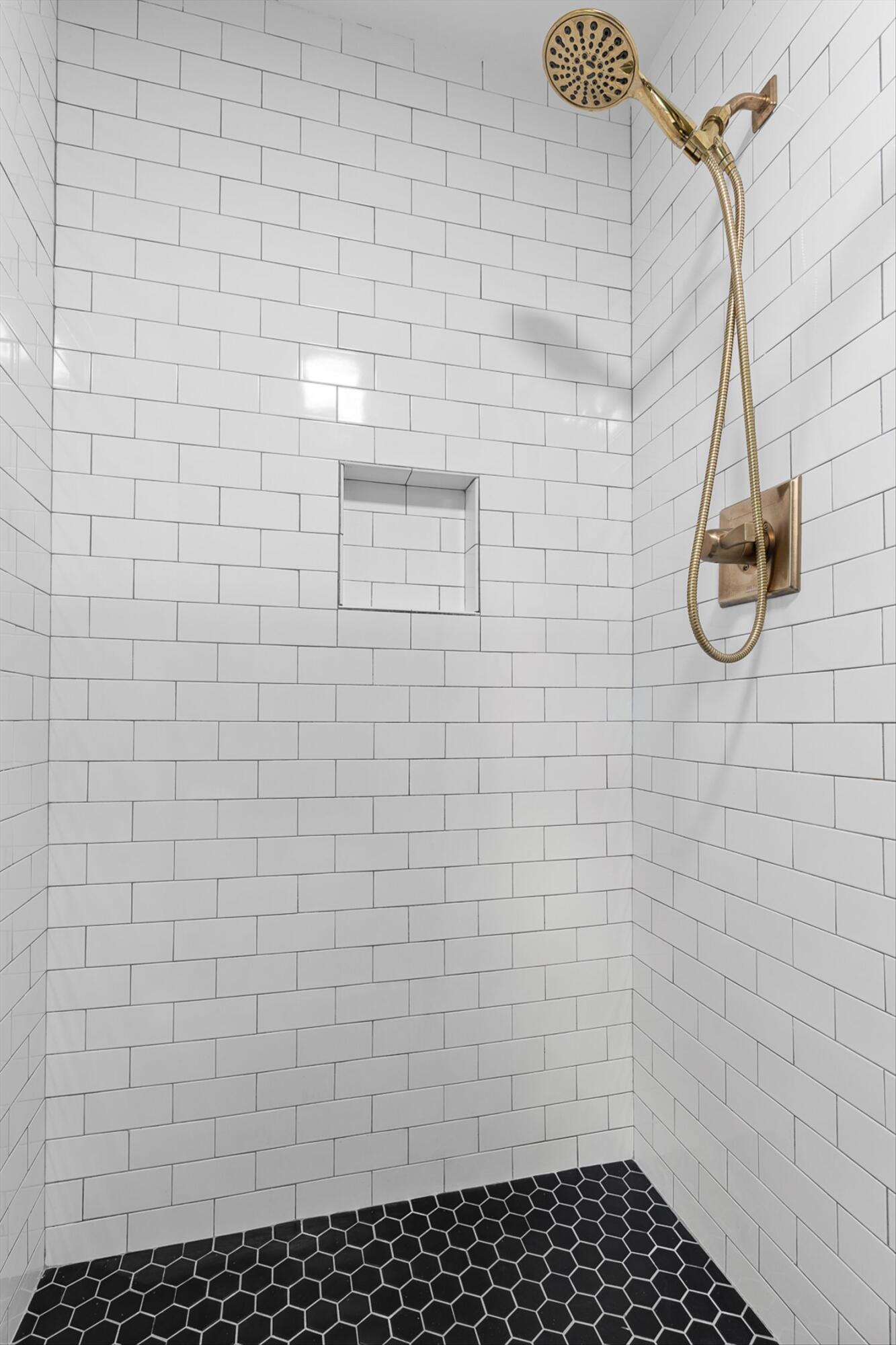 143 Rolling Ridge Drive