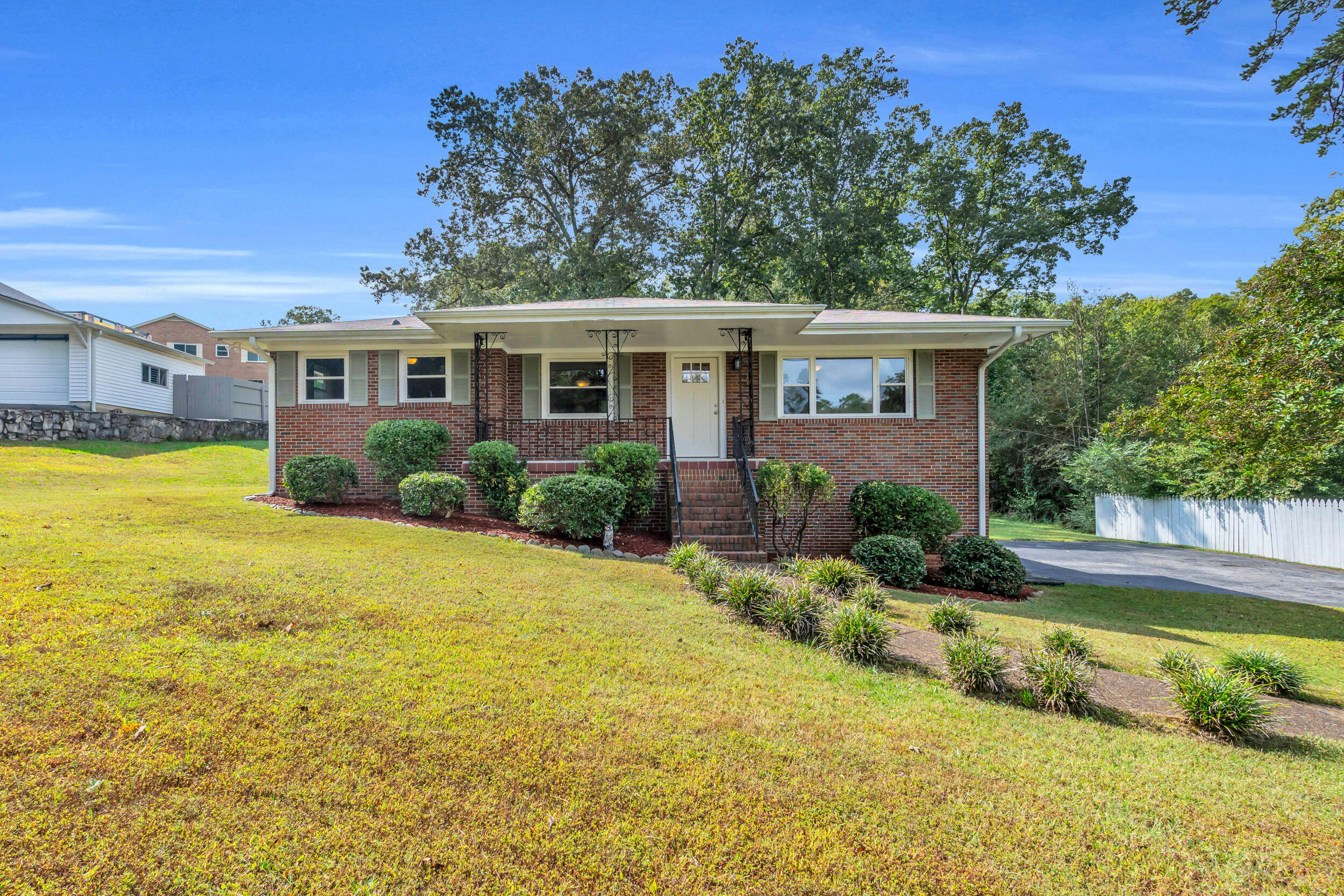 3516 Maplewood Lane