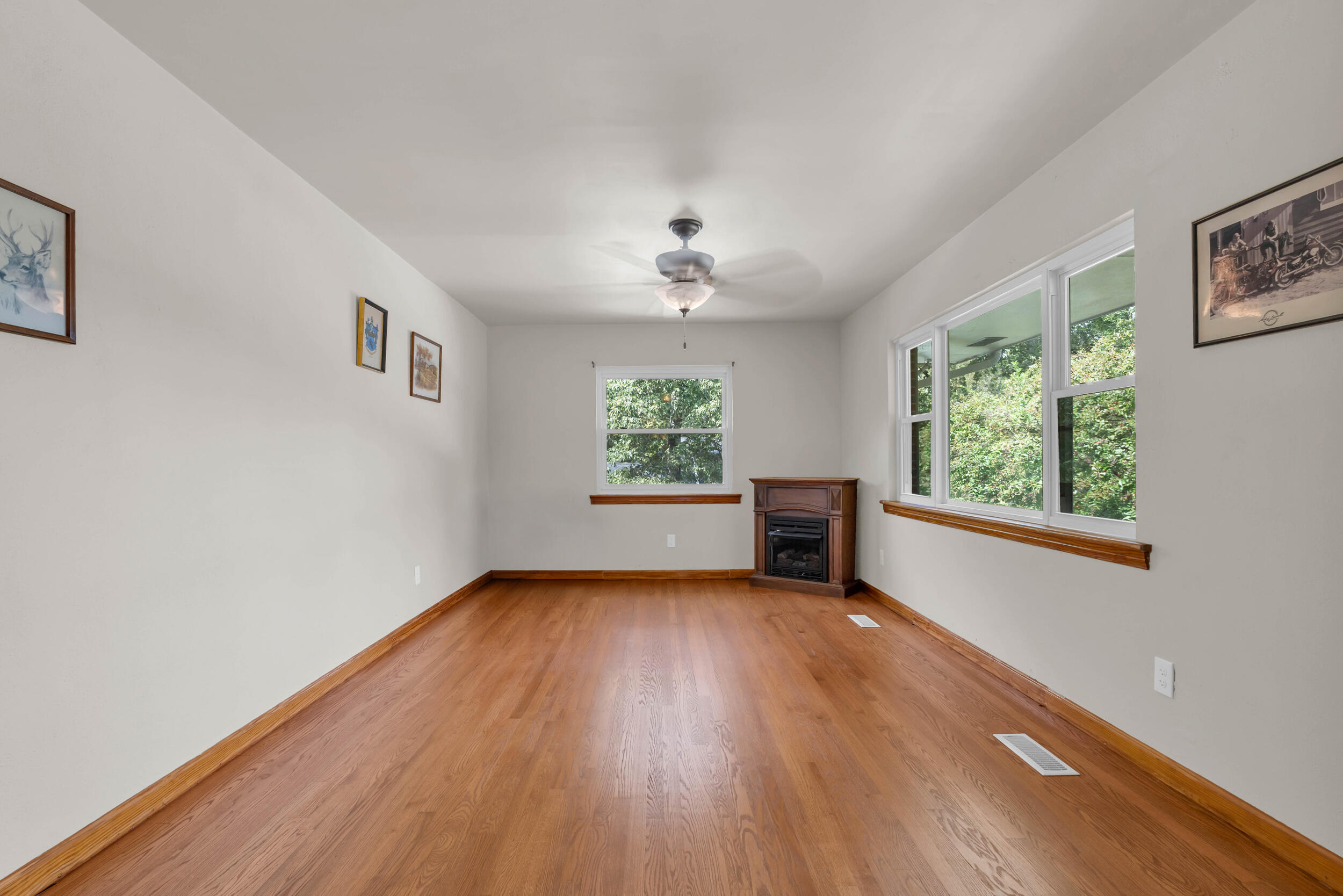 3516 Maplewood Lane