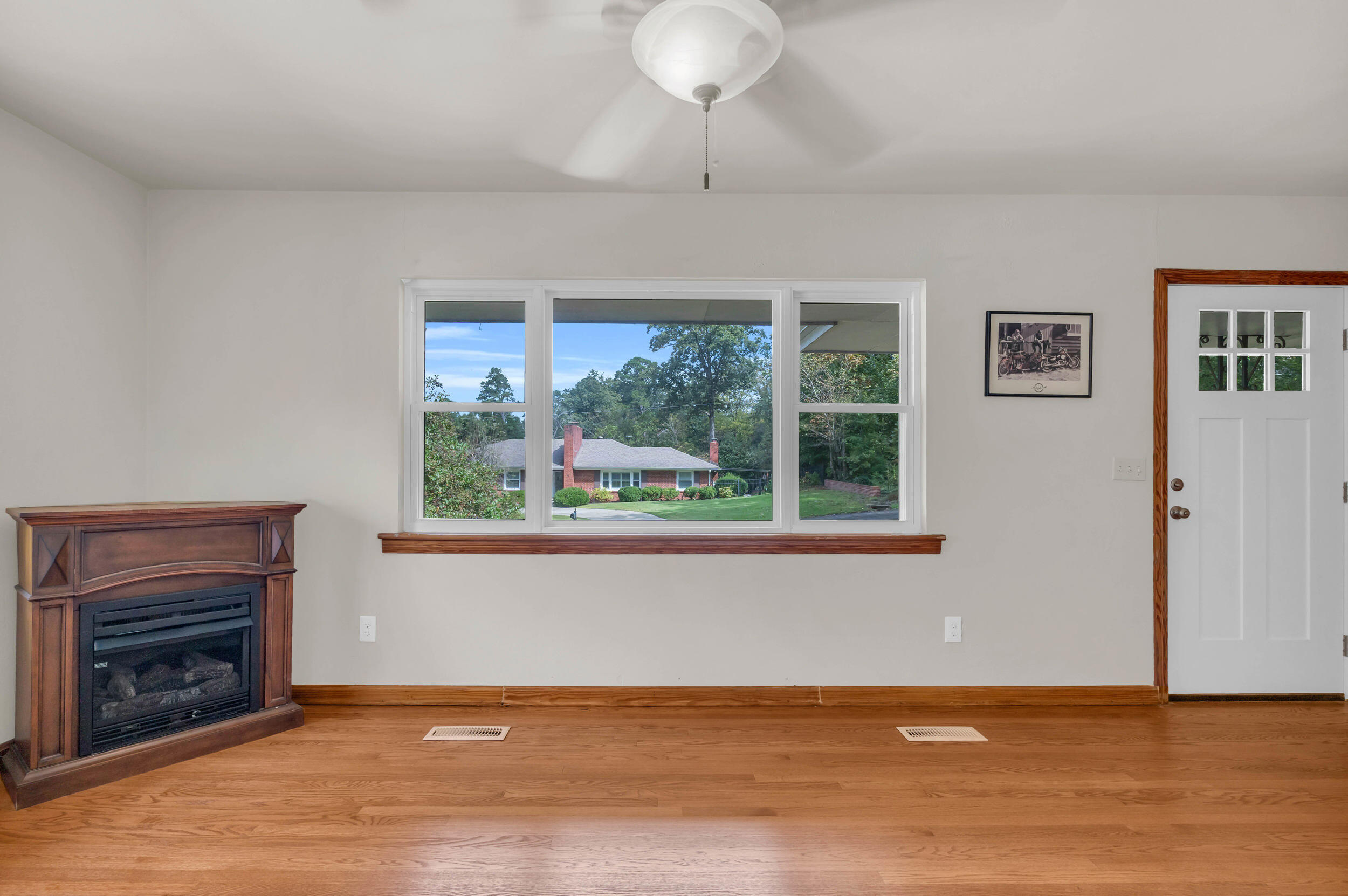 3516 Maplewood Lane