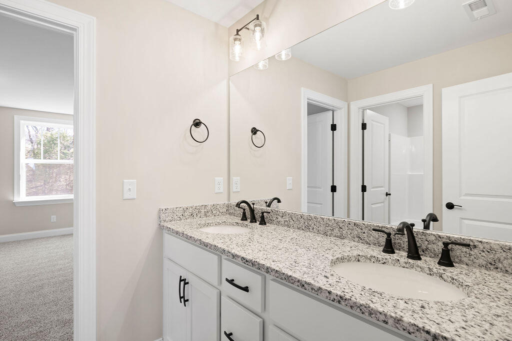 8930 Knolling Loop, 31
