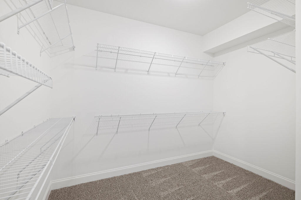 8930 Knolling Loop, 31