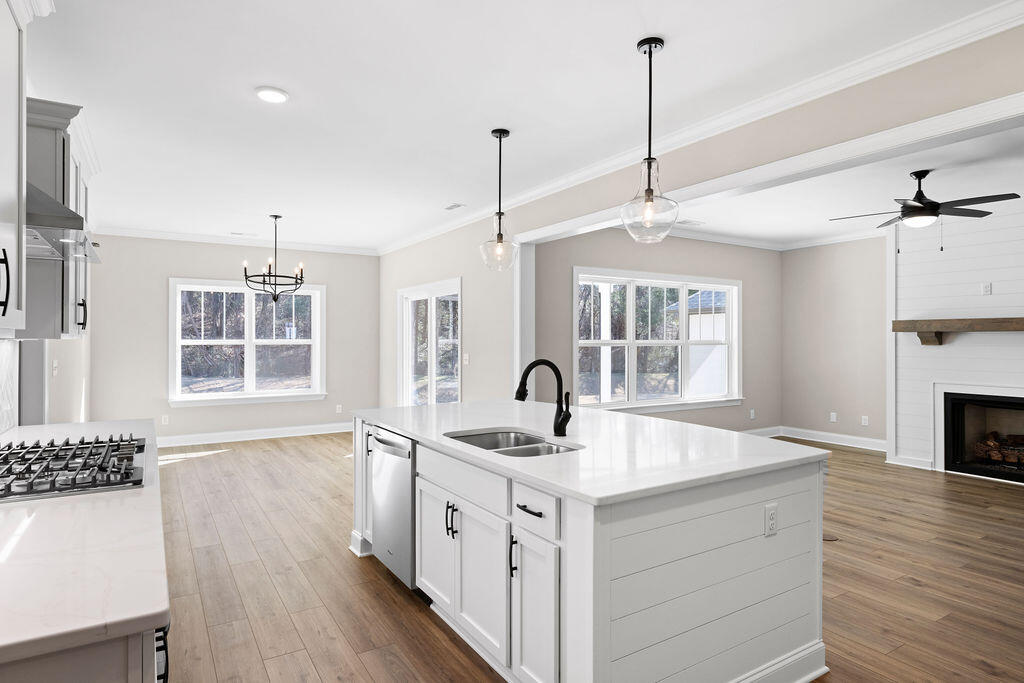 8930 Knolling Loop, 31