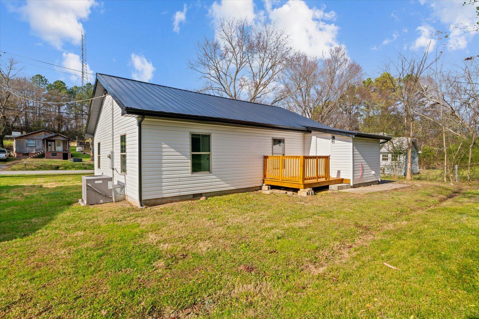 2215 Buchanan Road SE